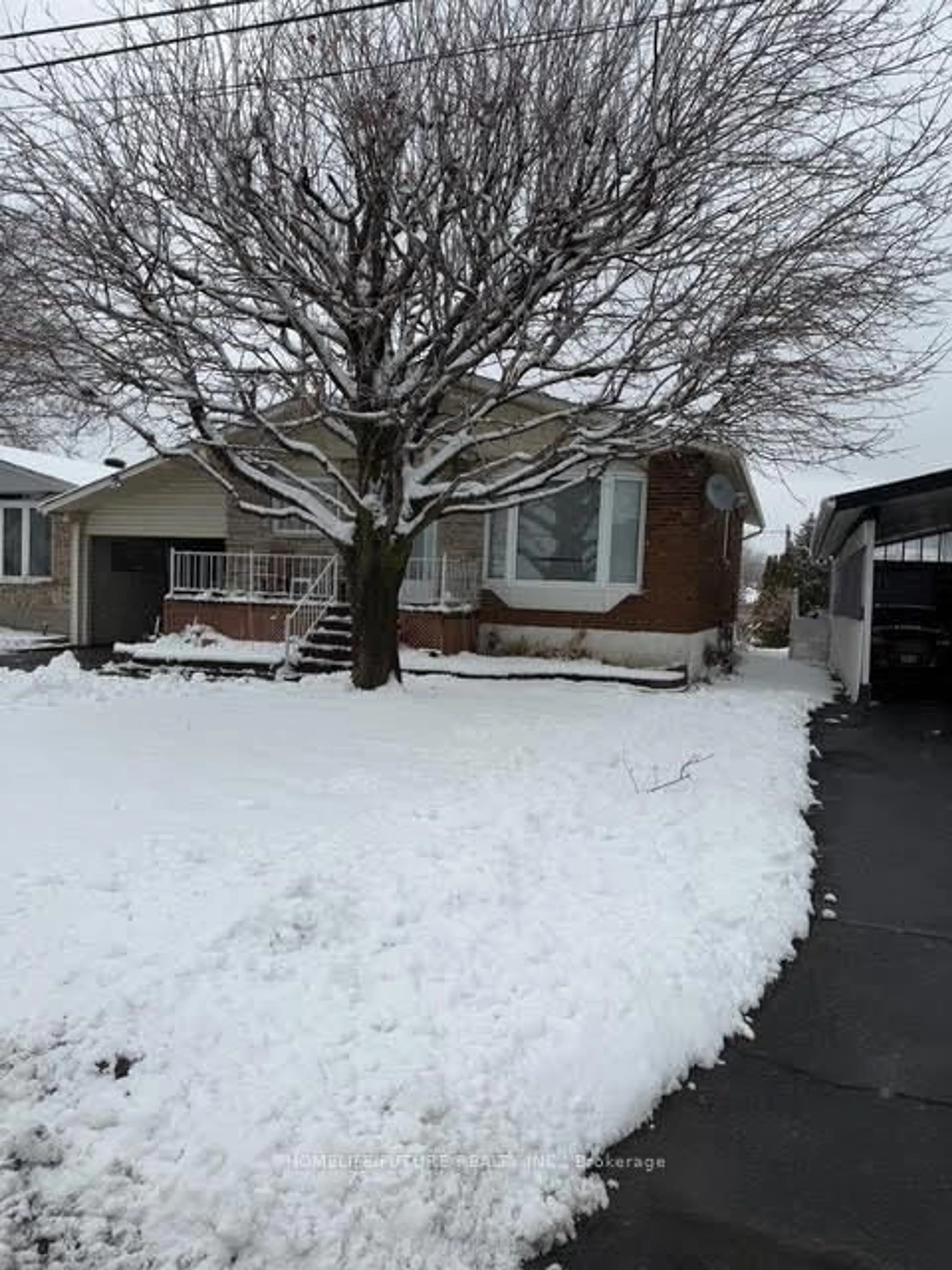 Unknown for 822 ALICE St, Cornwall Ontario K6H 4S6