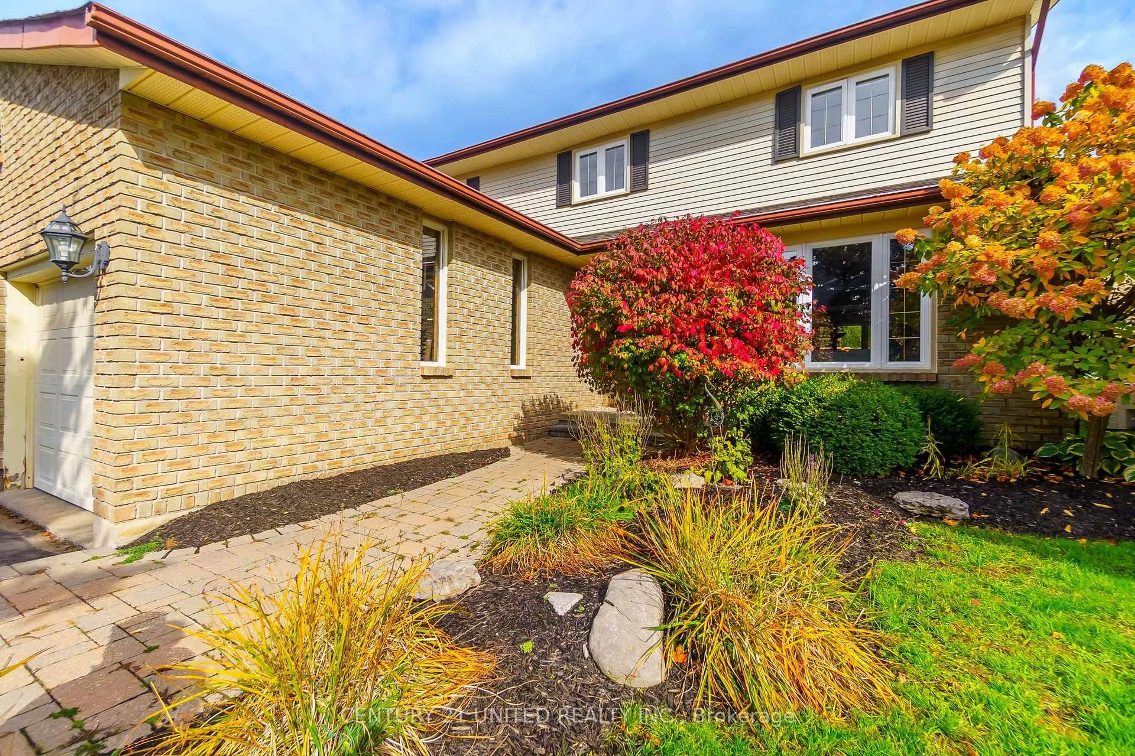 Home with brick exterior material, street for 2112 Lorraine Dr, Peterborough Ontario K9L 1X4