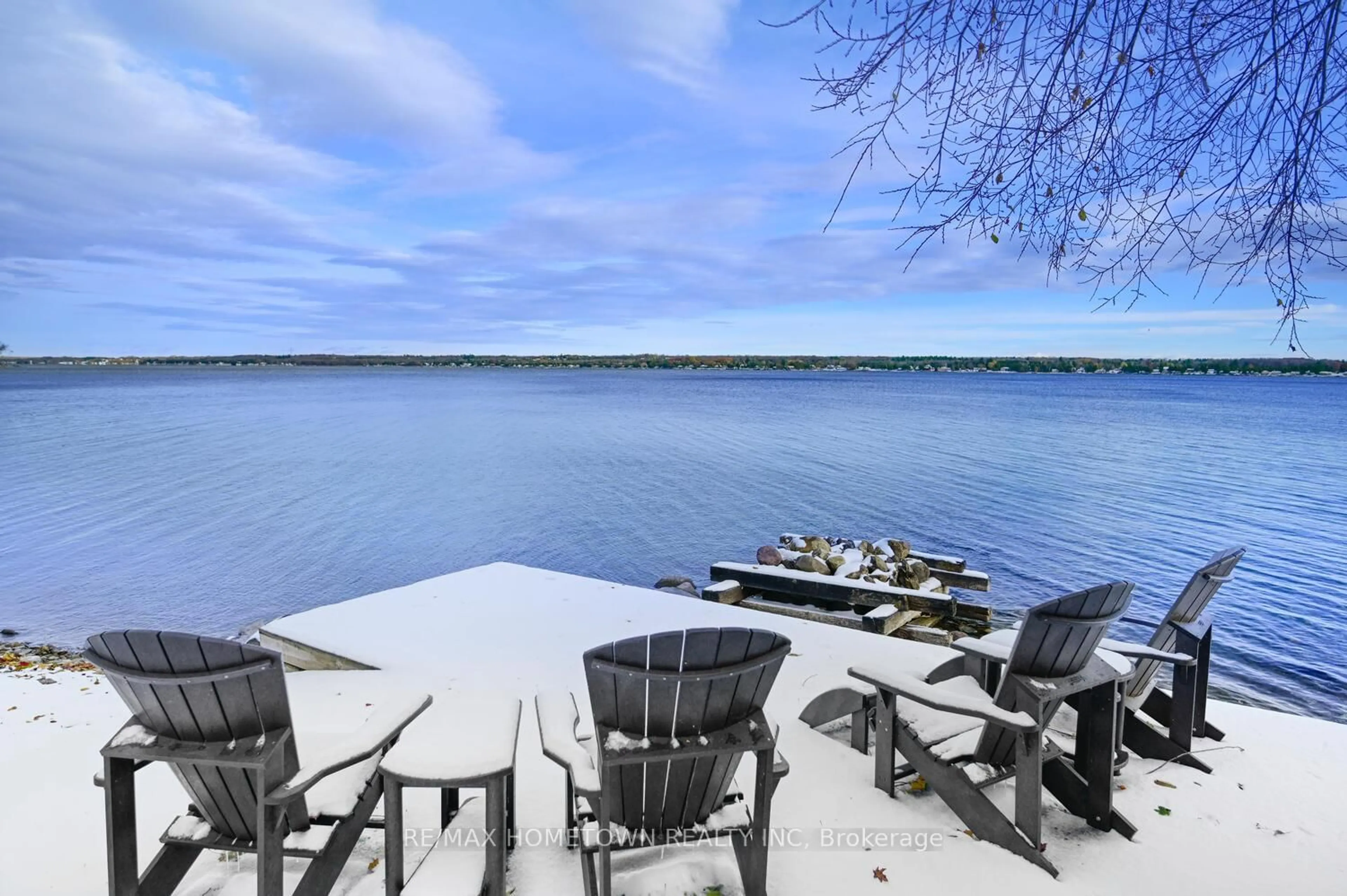 Patio, water/lake/river/ocean view for 1219 County Road 2 Rd, Augusta Ontario K6V 5T1