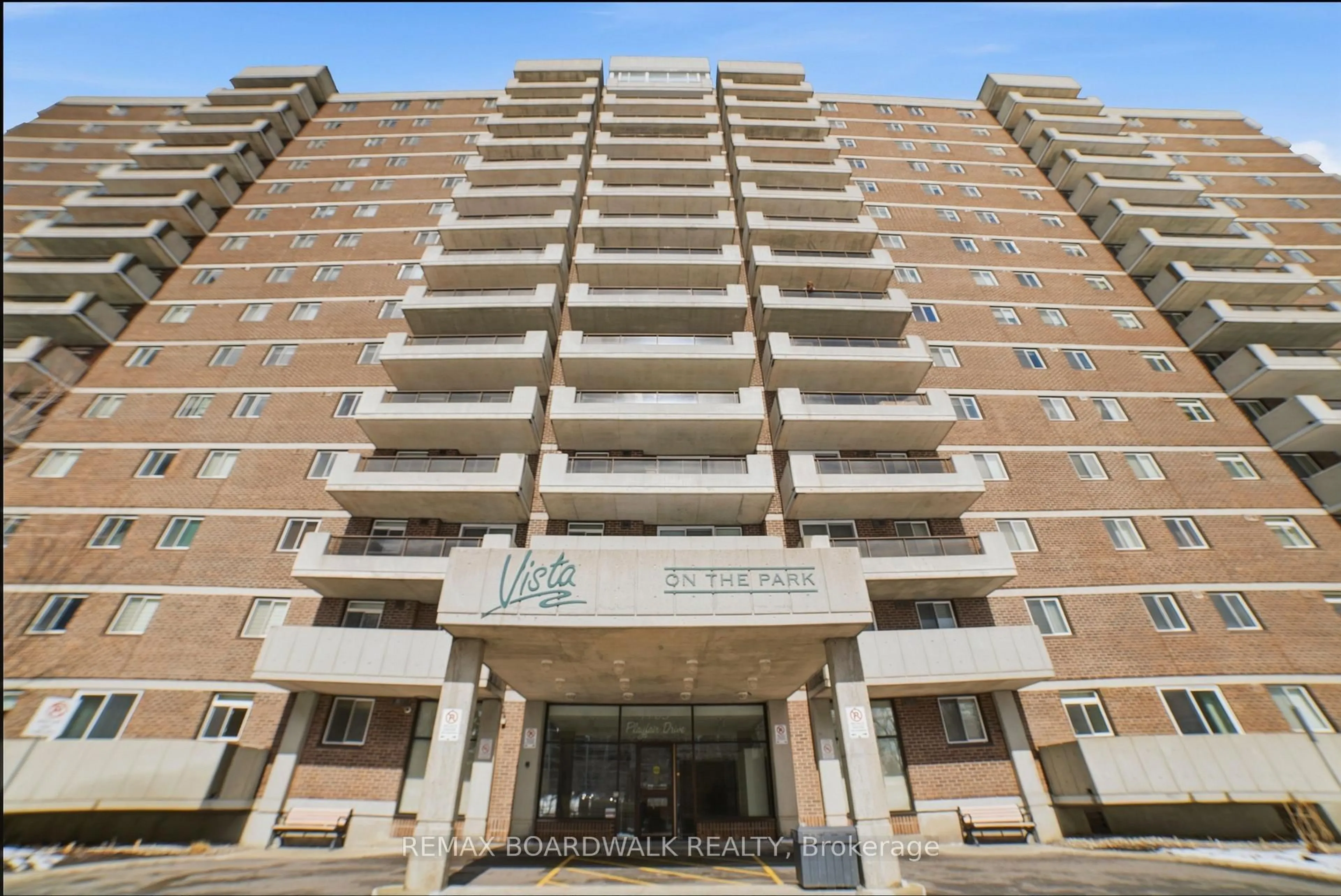 Indoor foyer for 1705 Playfair Dr #1408, Ottawa Ontario K1H 8P6