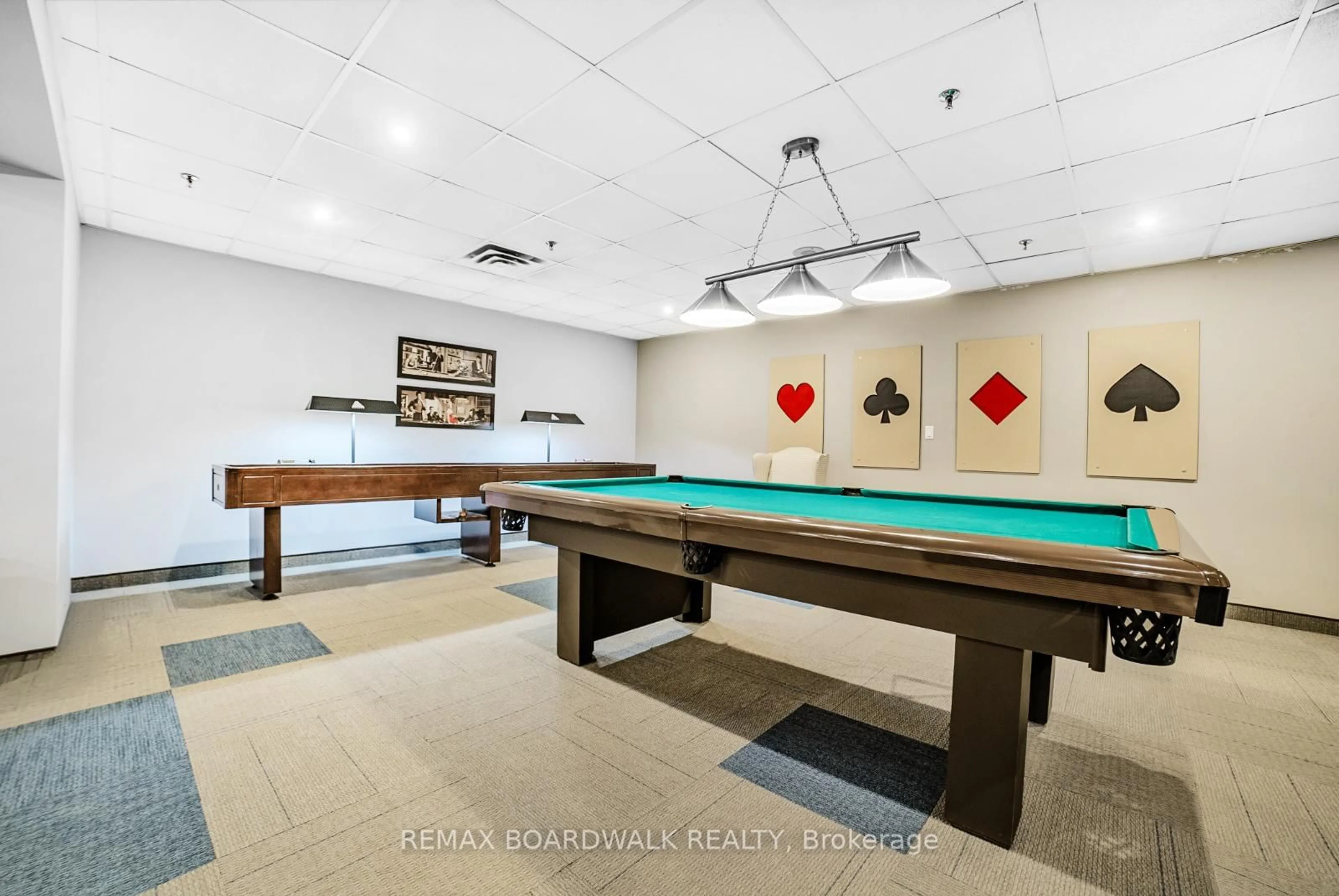 Pool for 1705 Playfair Dr #1408, Ottawa Ontario K1H 8P6