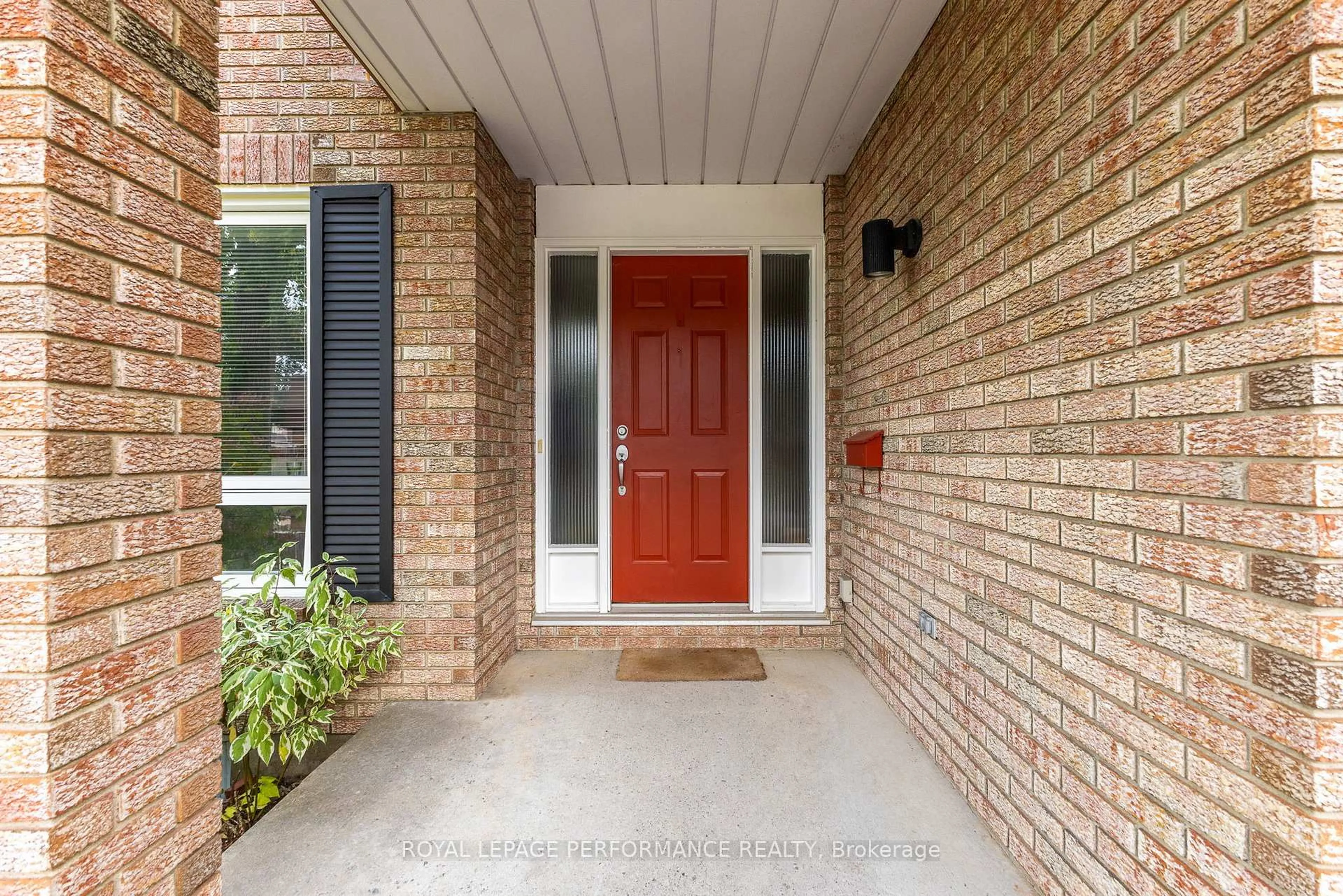 Unknown for 1089 St Emmanuel Terr, Ottawa Ontario K1C 2J6