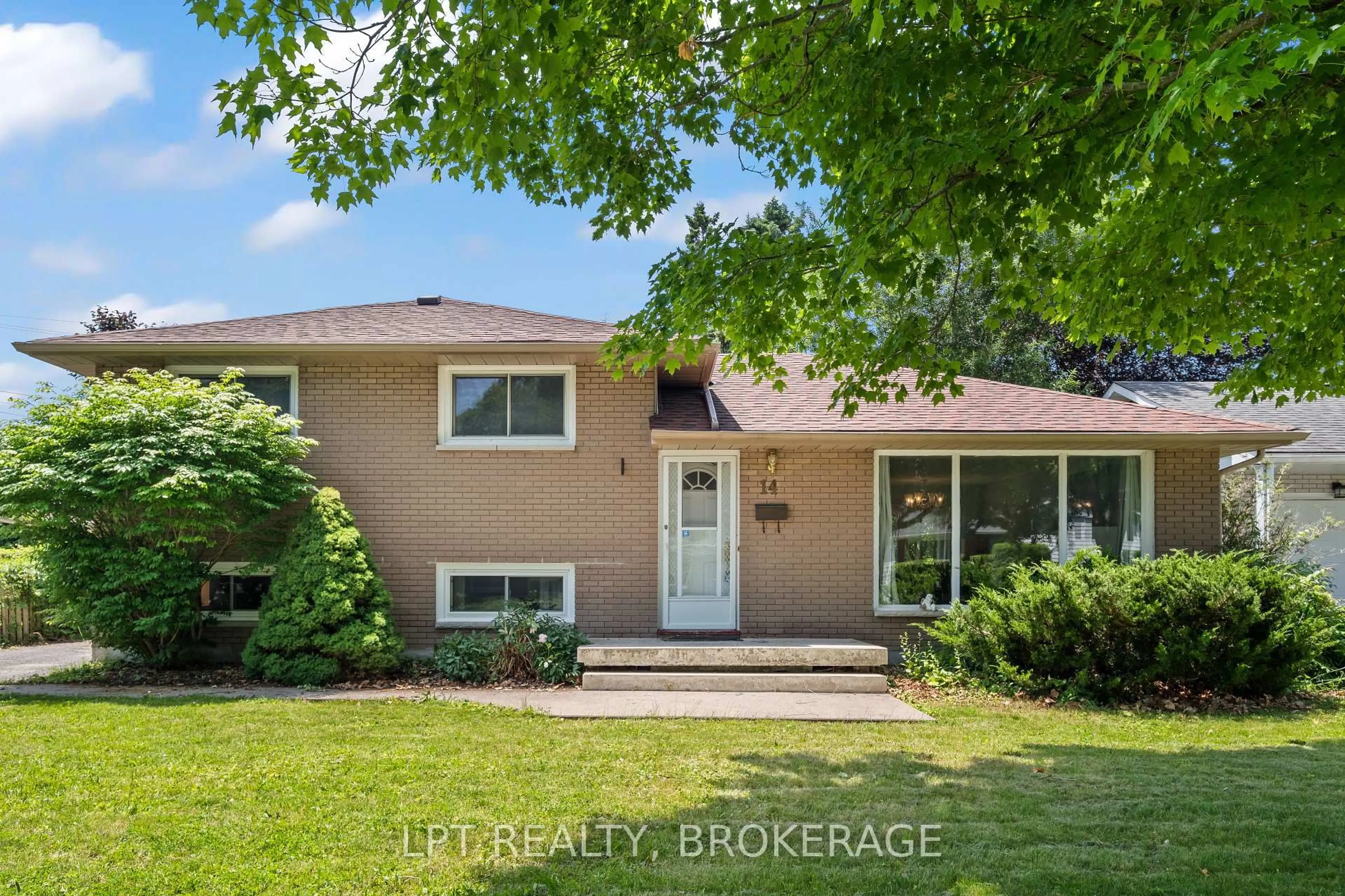 Unknown for 14 Herchmer Cres, Kingston Ontario K7M 2V9