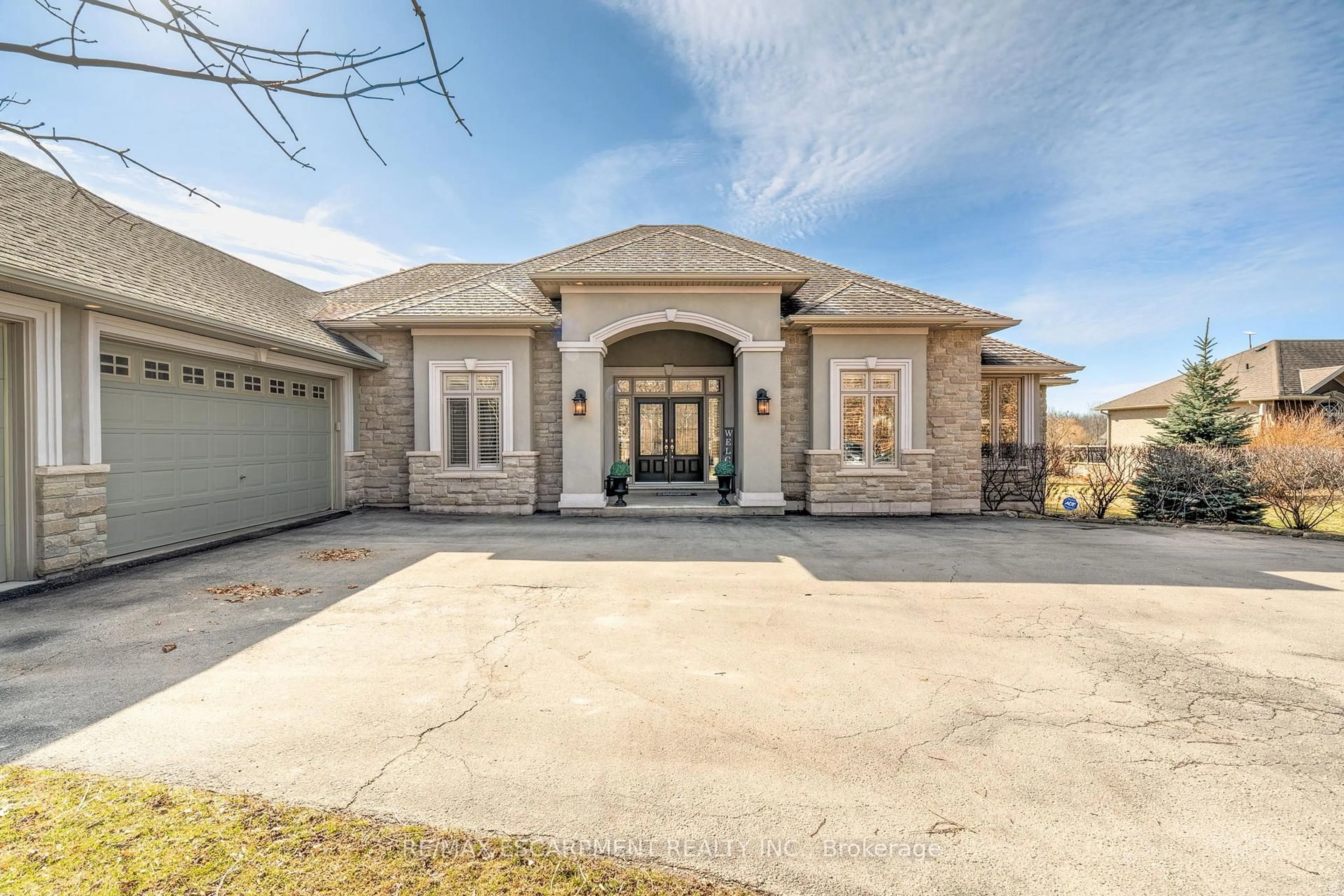 Home with brick exterior material, street for 1318 Concession 6, Hamilton Ontario L8B 1N1