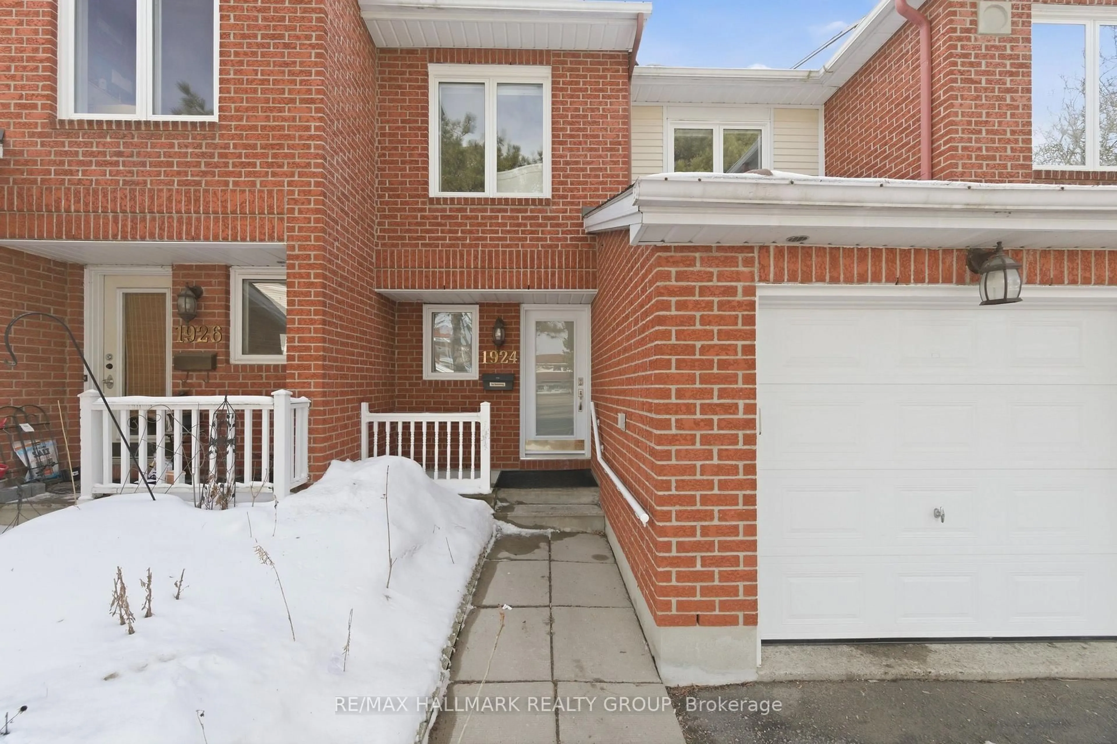 Home with brick exterior material, street for 1924 ASHMONT St, Ottawa Ontario K1C 7B9