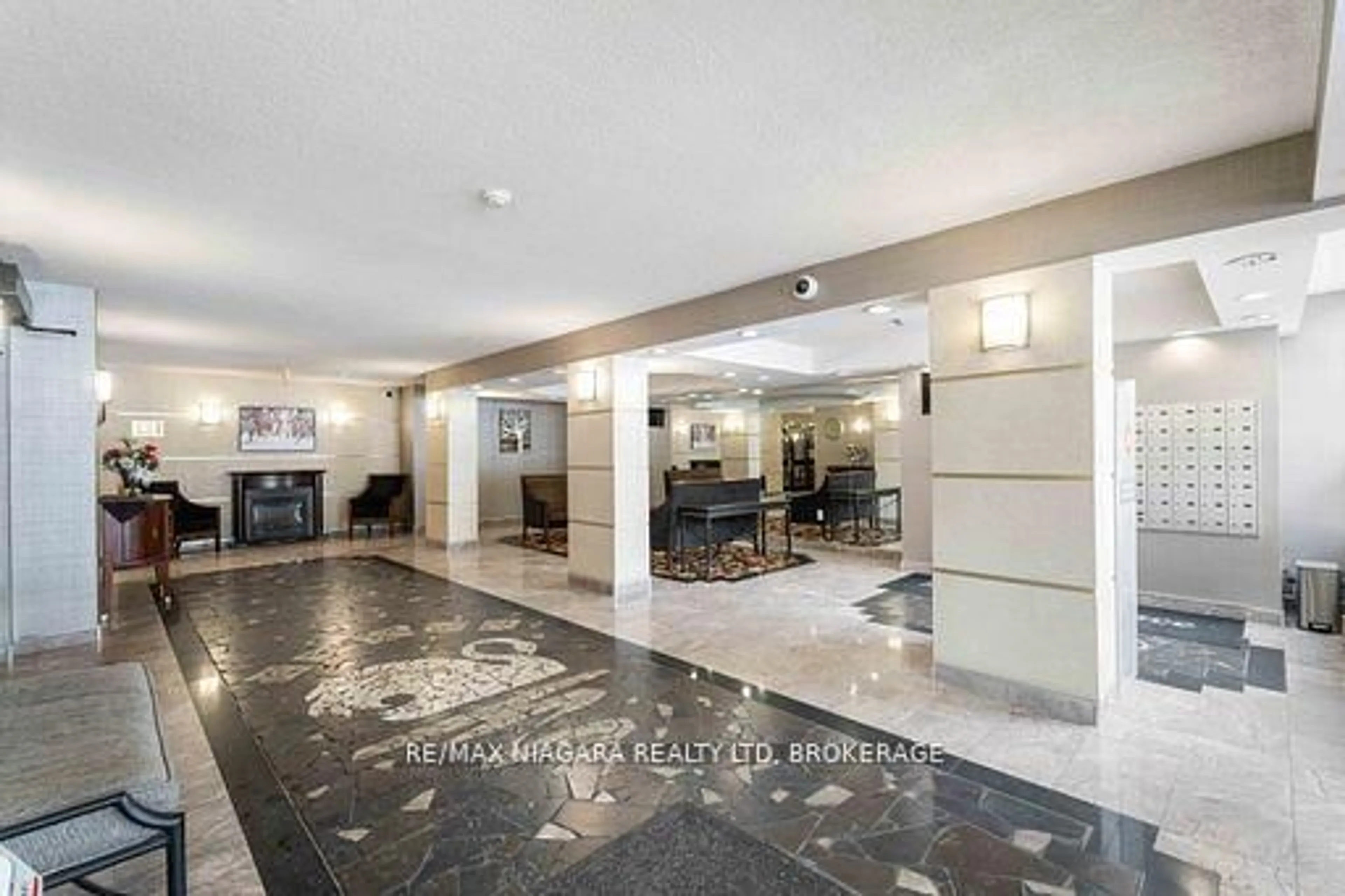 Lobby for 5100 Dorchester Rd #210, Niagara Falls Ontario L2E 7H4