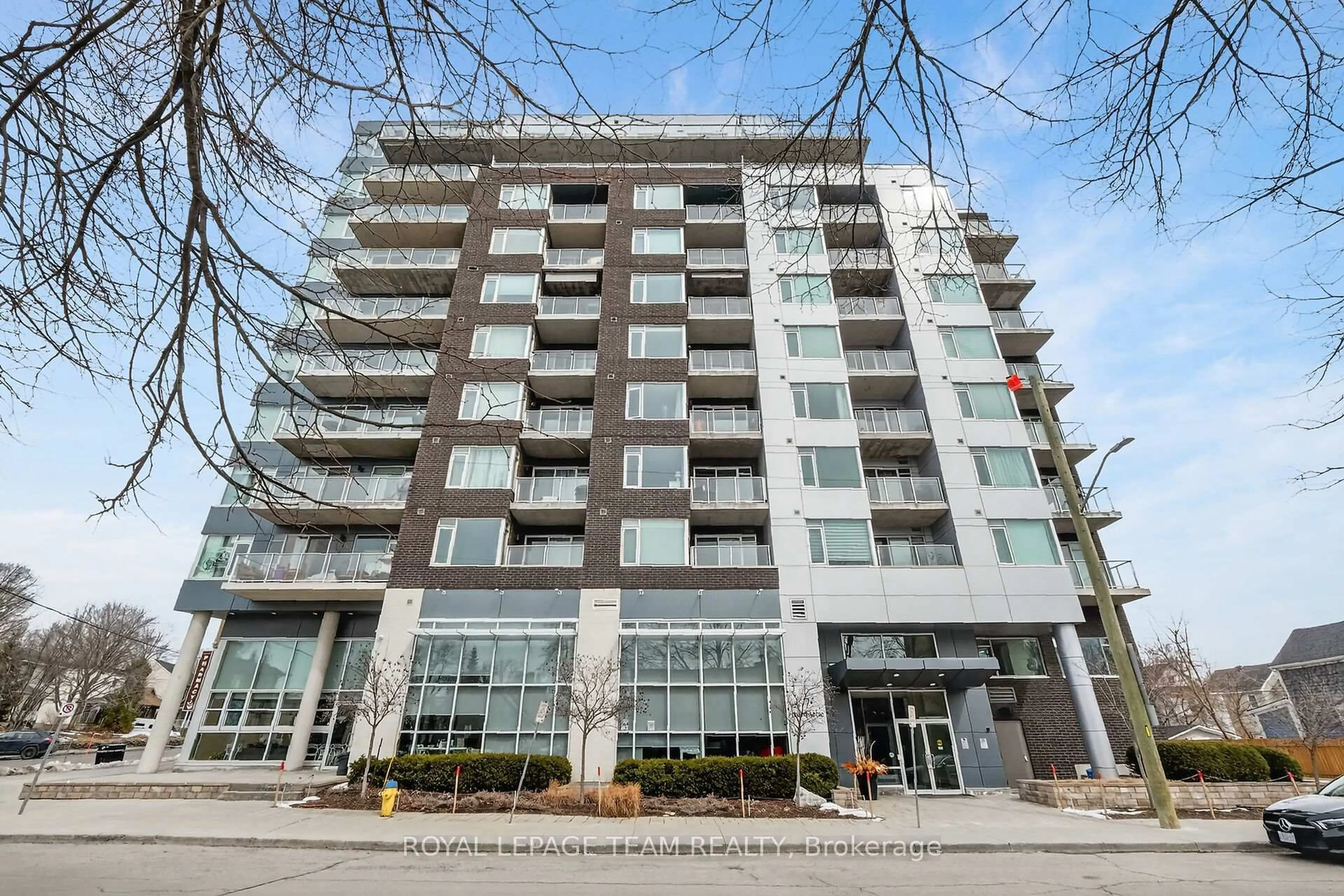 Unknown for 7 MARQUETTE Ave #220, Ottawa Ontario K1L 8A7