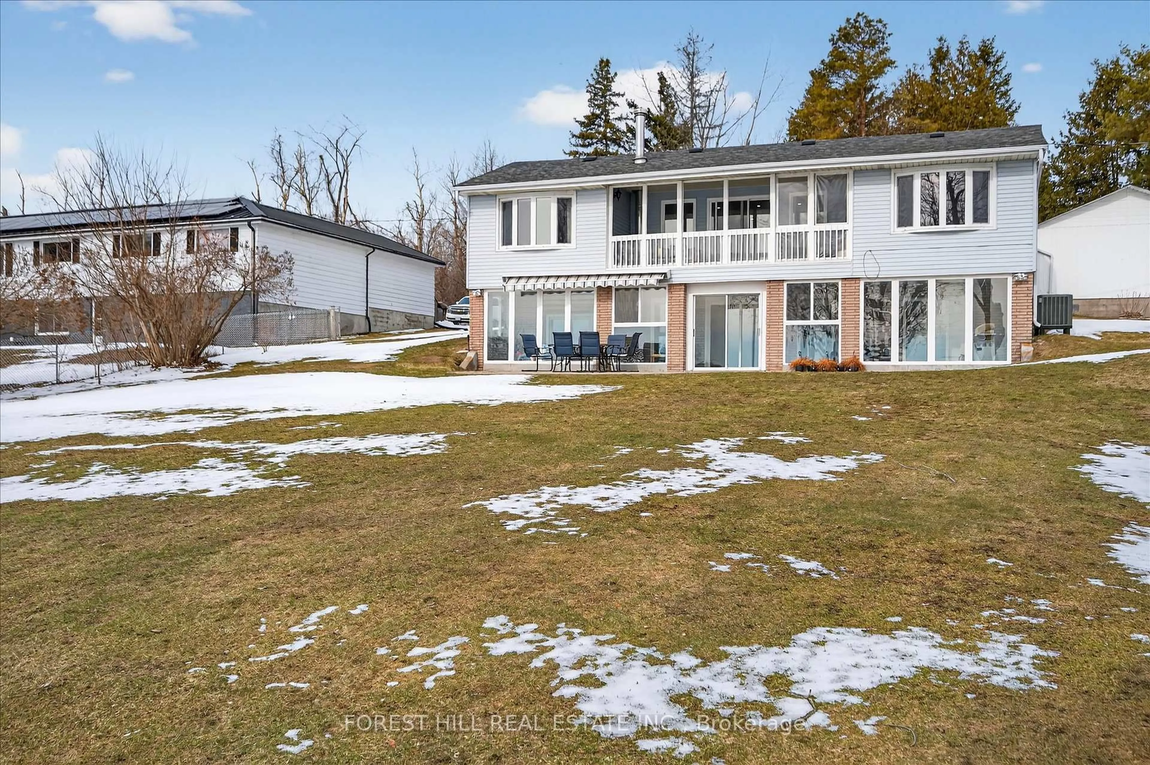 A pic from outside/outdoor area/front of a property/back of a property/a pic from drone, unknown for 1293 Scollard Line, Selwyn Ontario K0L 1T0