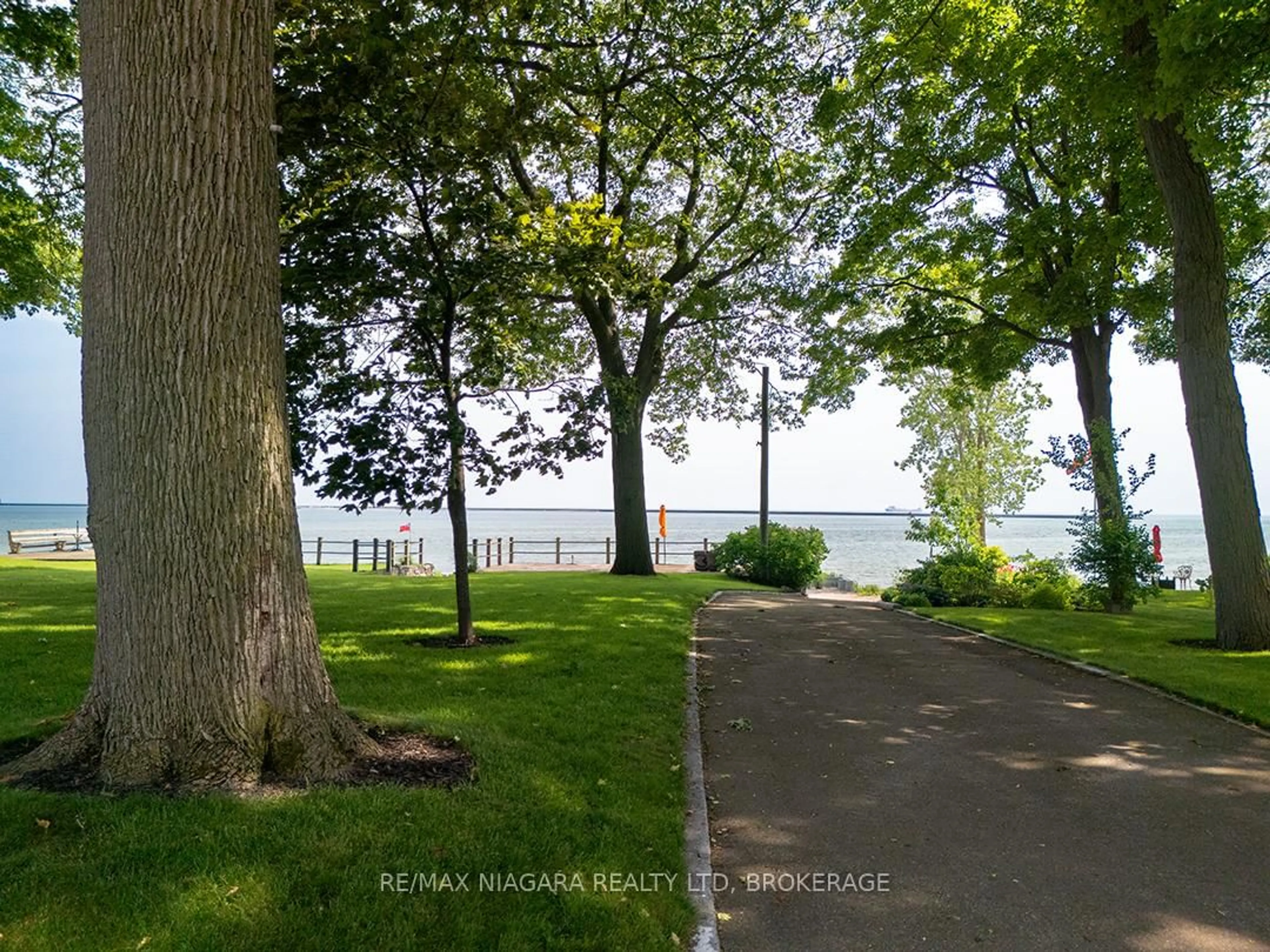 Unknown for 101 Tennessee Ave, Port Colborne Ontario L3K 2R8