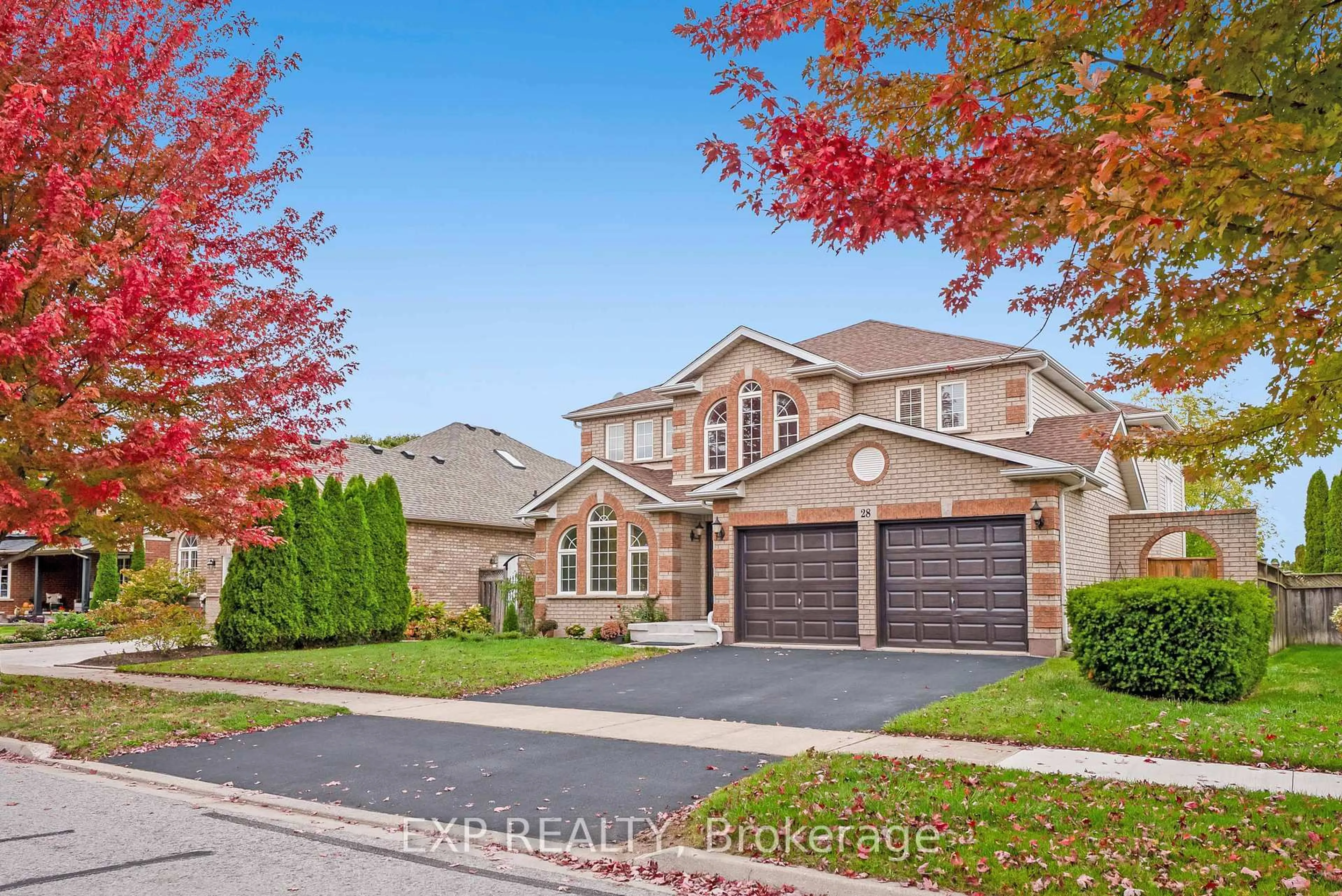 Home with brick exterior material, street for 28 Loretta Dr, Niagara-on-the-Lake Ontario L0S 1T0