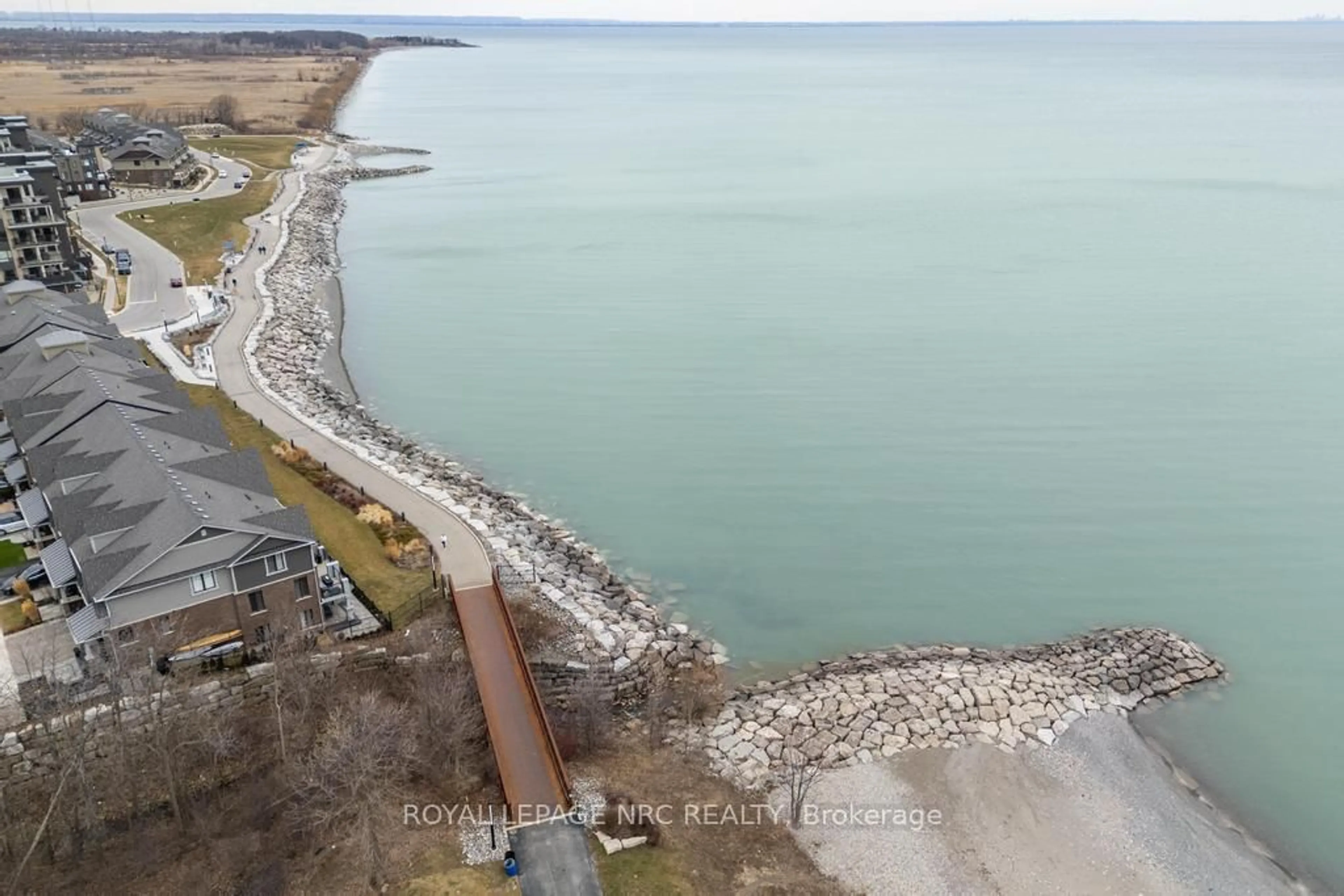 A pic from outside/outdoor area/front of a property/back of a property/a pic from drone, water/lake/river/ocean view for 10 Concord Pl #412, Grimsby Ontario L3M 0G6