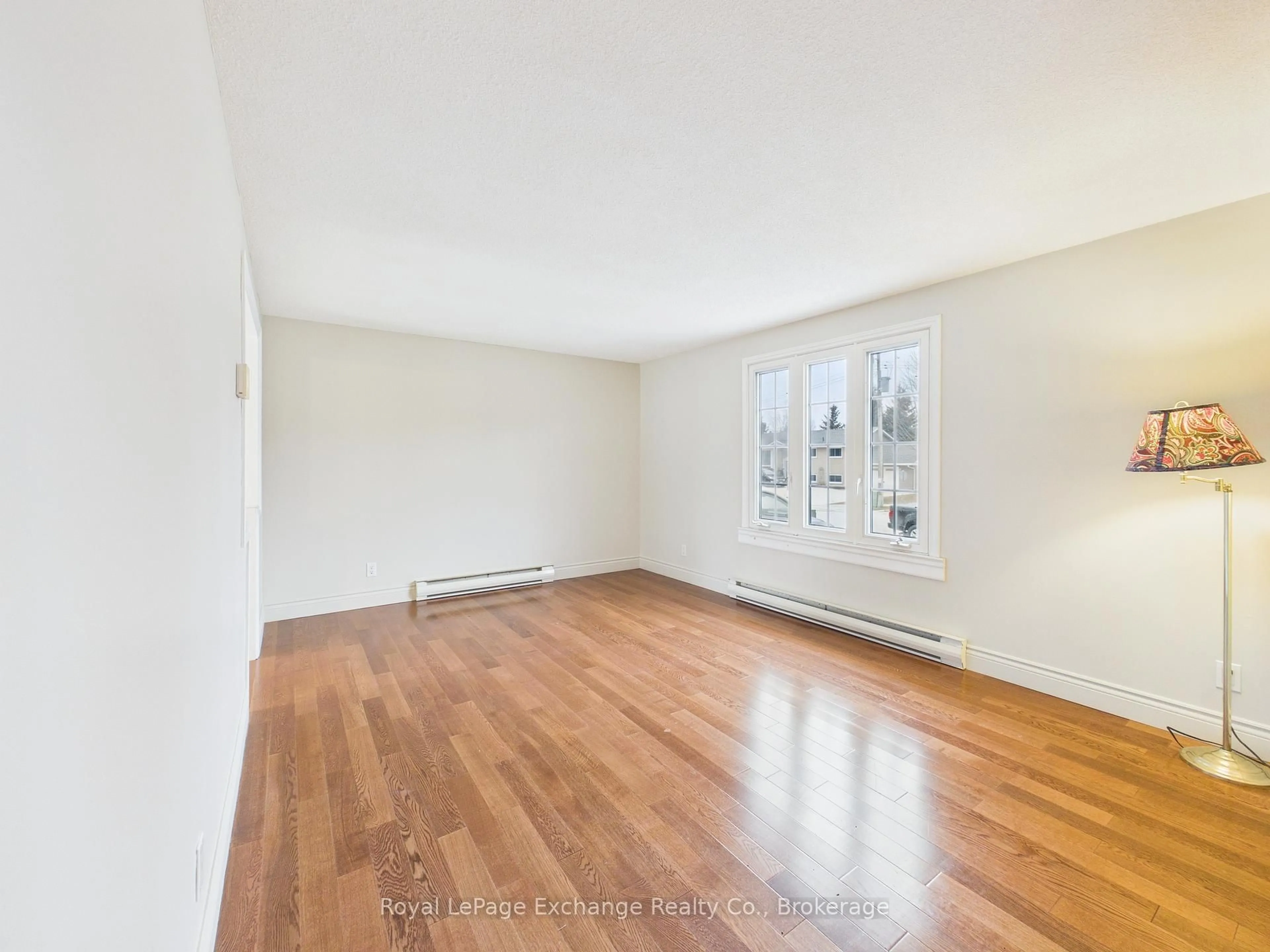 A pic of a room for 24 Inverness St, Kincardine Ontario N2Z 1J4