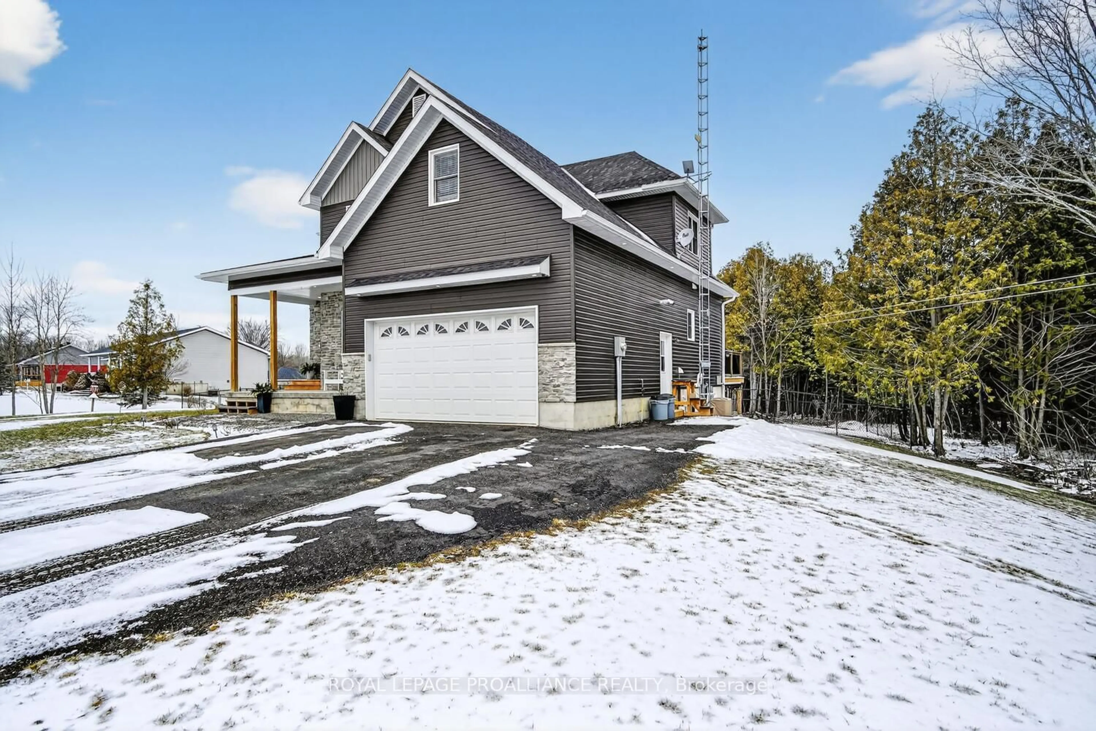 Home with vinyl exterior material, street for 7468 County Rd 21 Rd, Augusta Ontario K0E 1X0