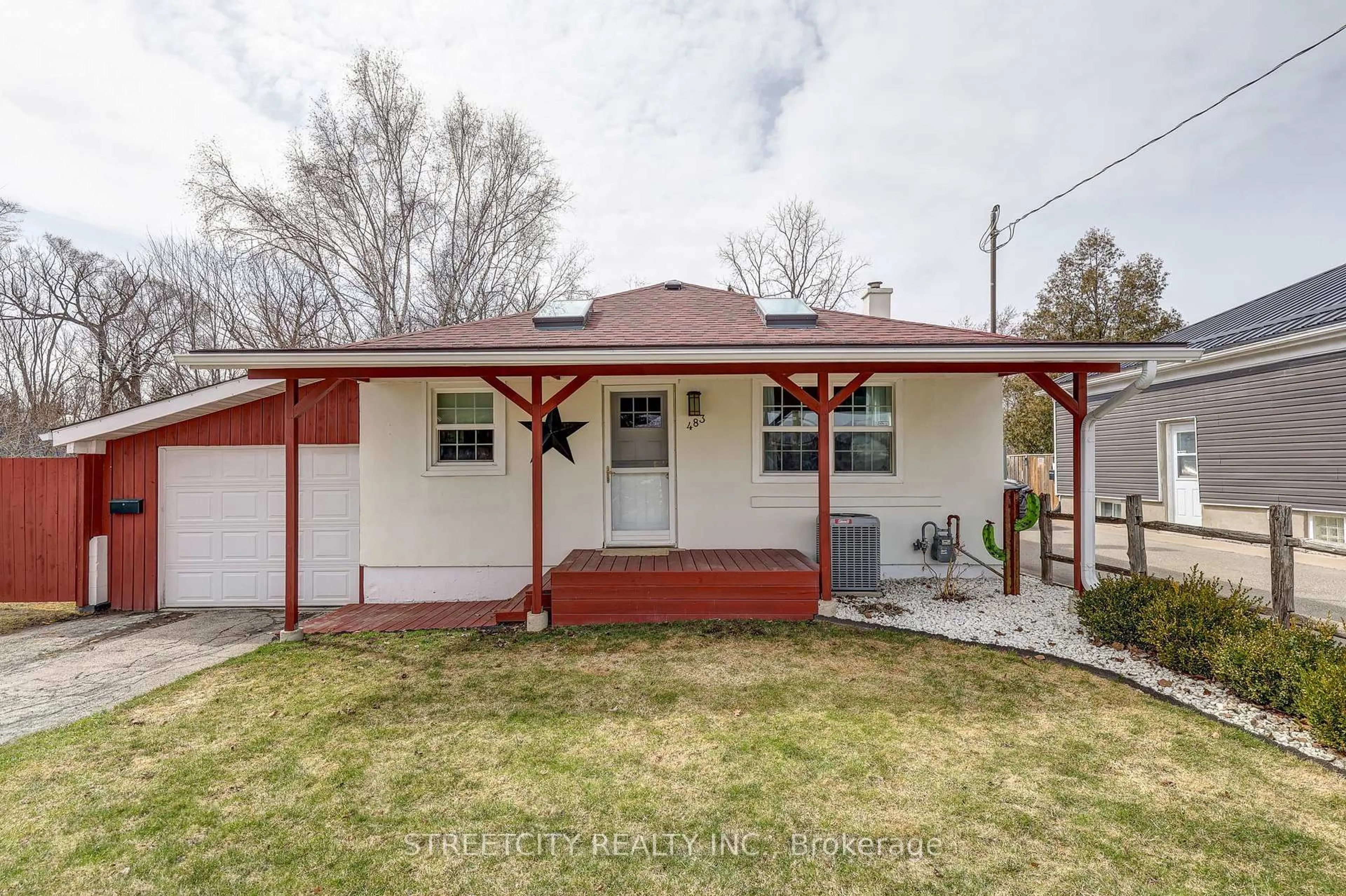 Unknown for 483 CLARKE Rd, London East Ontario N5V 2C8