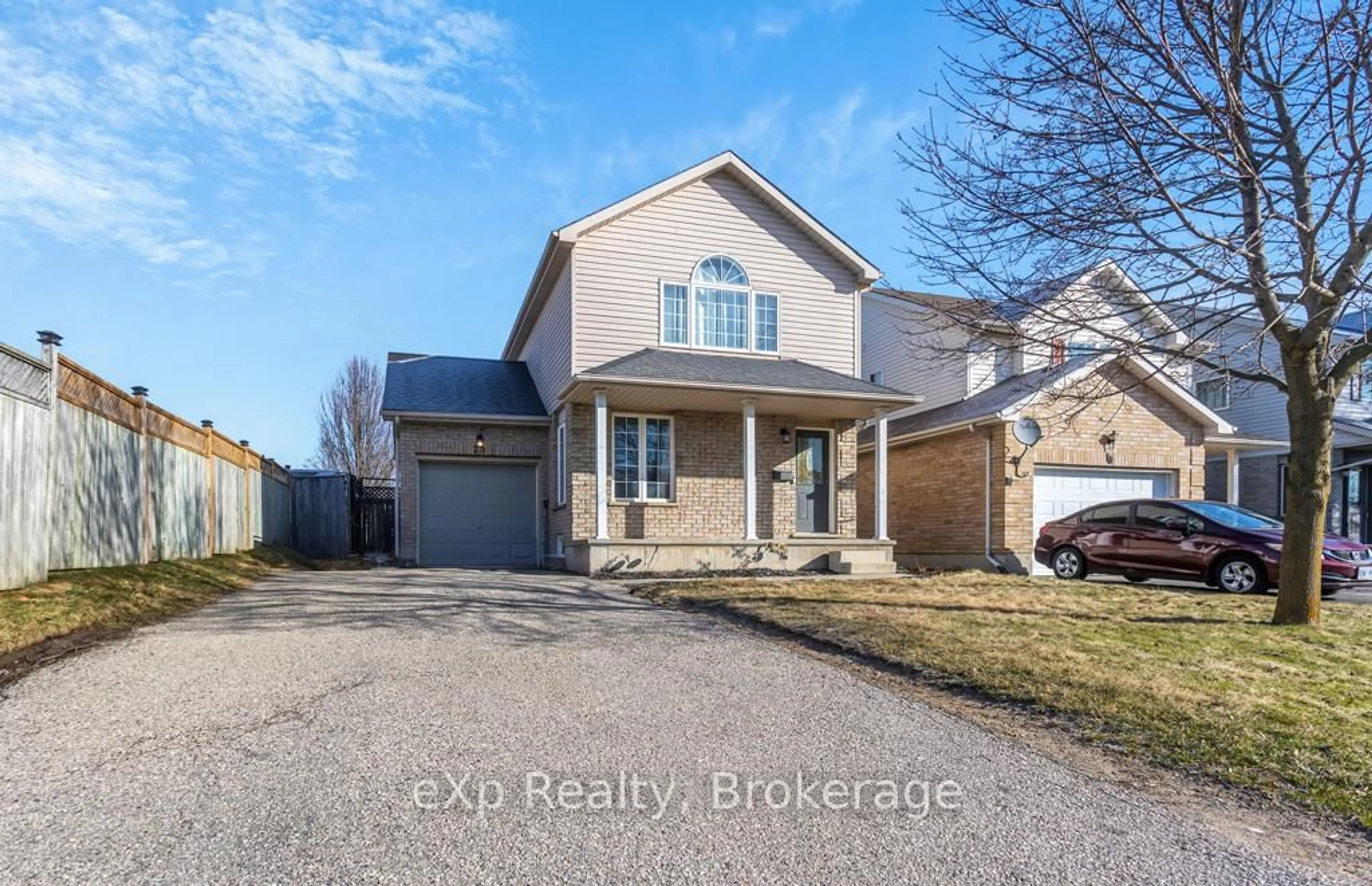 A pic from outside/outdoor area/front of a property/back of a property/a pic from drone, street for 20 Trillium Dr, Tillsonburg Ontario N4G 5T9