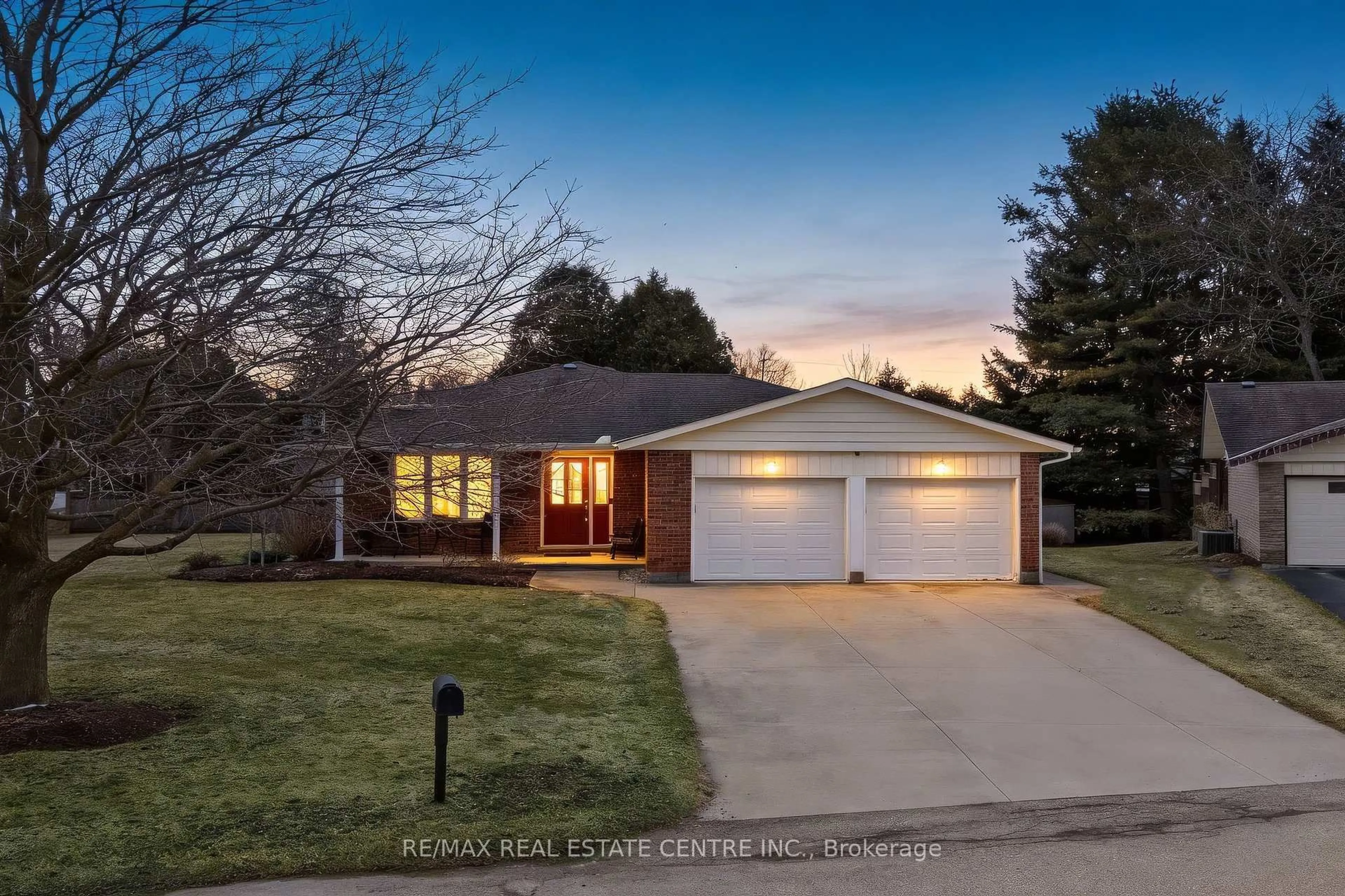 Home with brick exterior material, street for 9 Cloverdale Cres, Wilmot Ontario N0B 2H0