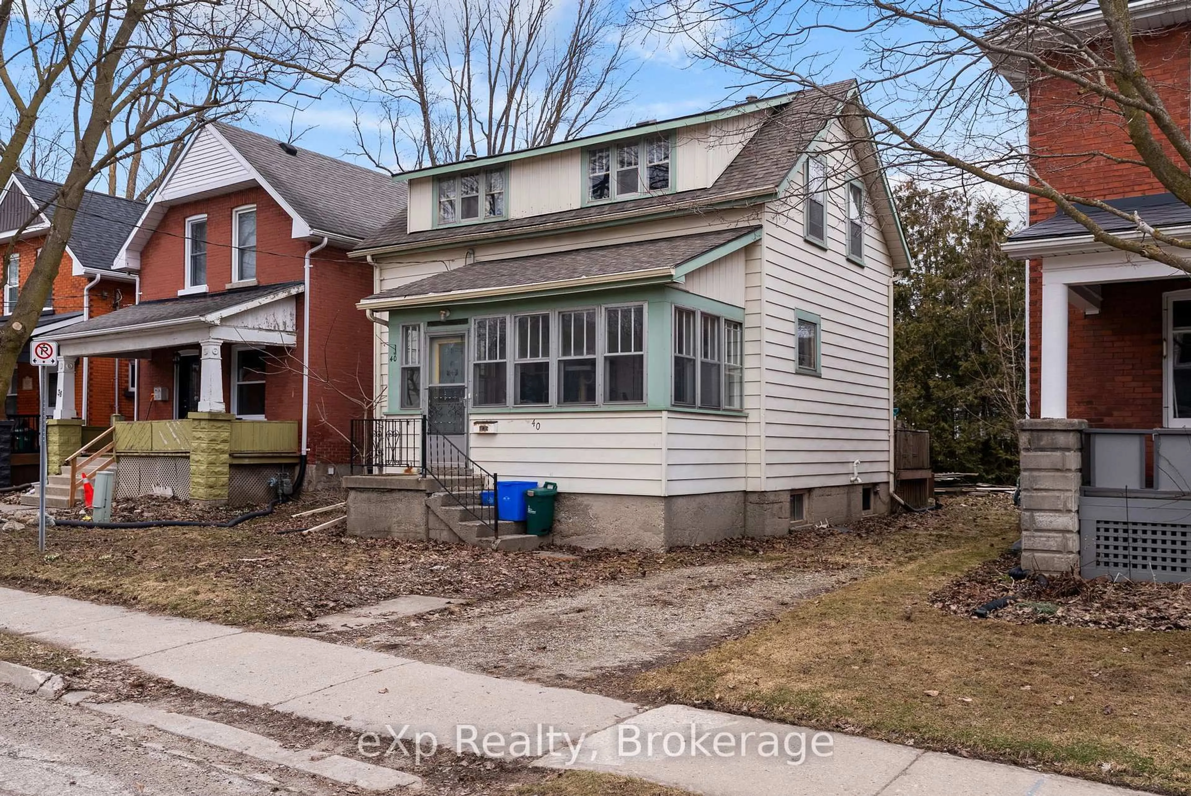 Home with brick exterior material, street for 40 East Gore St, Stratford Ontario N5A 3X5