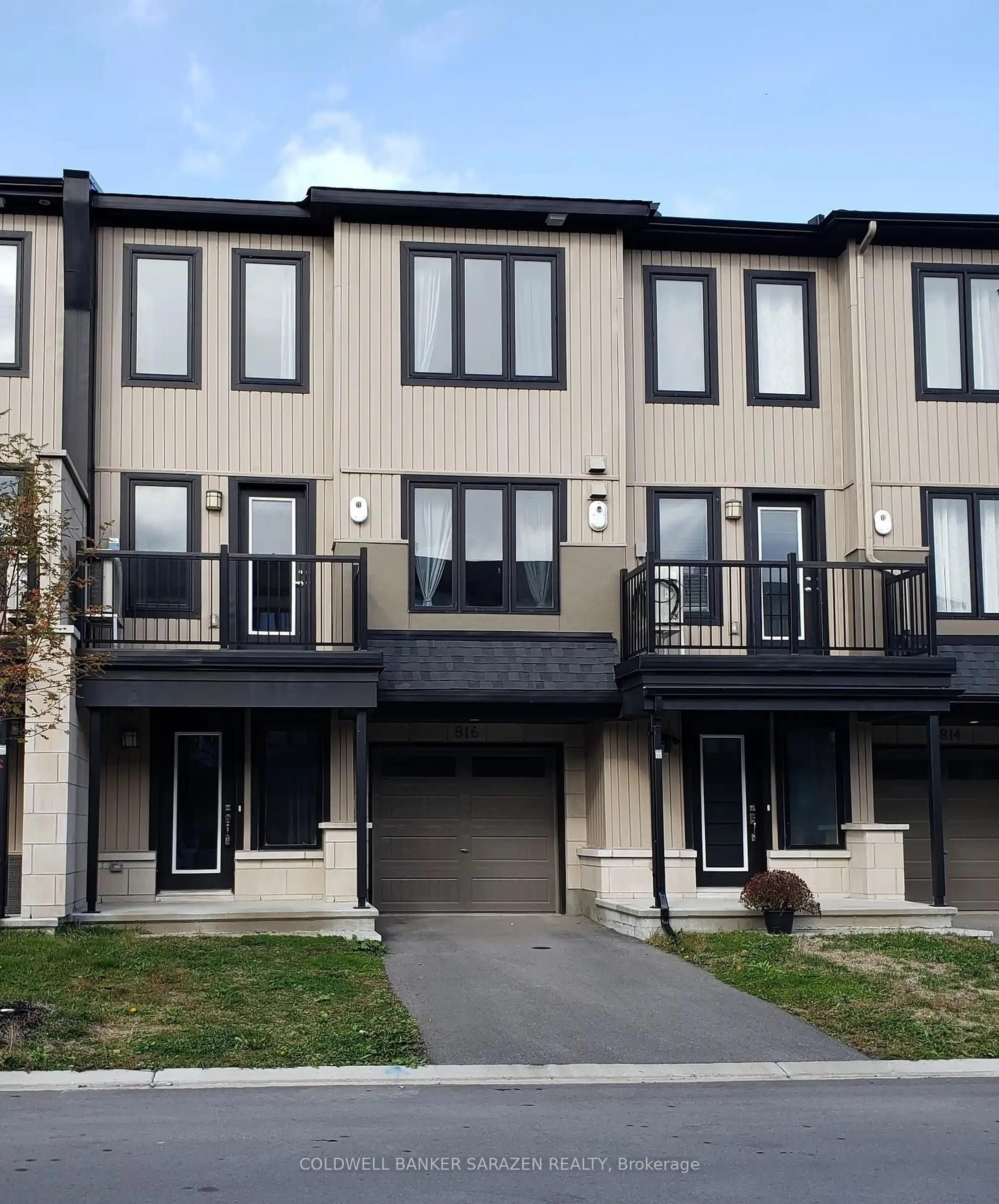 Home with vinyl exterior material, street for 816 ELEMENT Private, Ottawa Ontario K2M 0M8