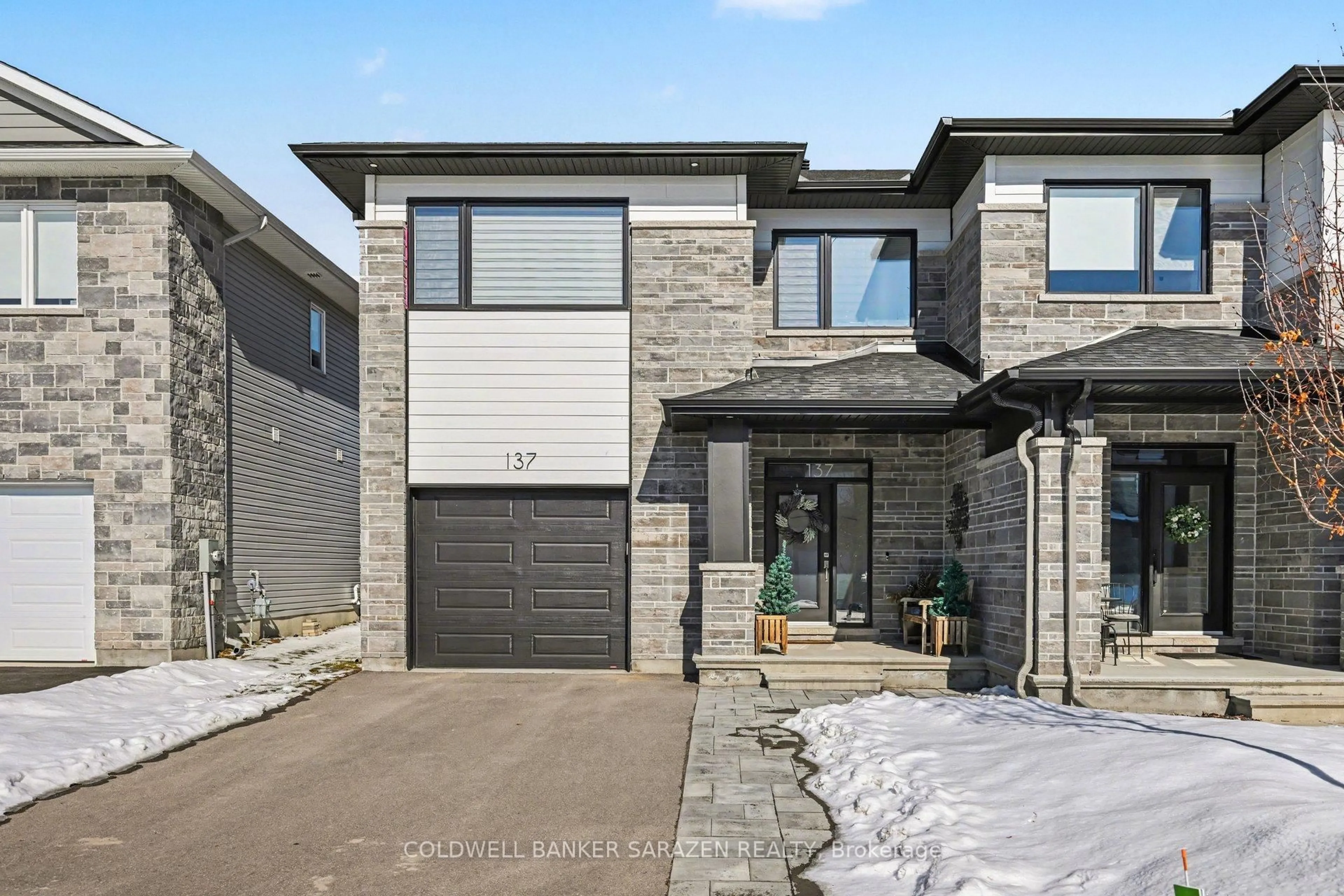 Home with brick exterior material, street for 137 Thomas St, Arnprior Ontario K7S 0J4