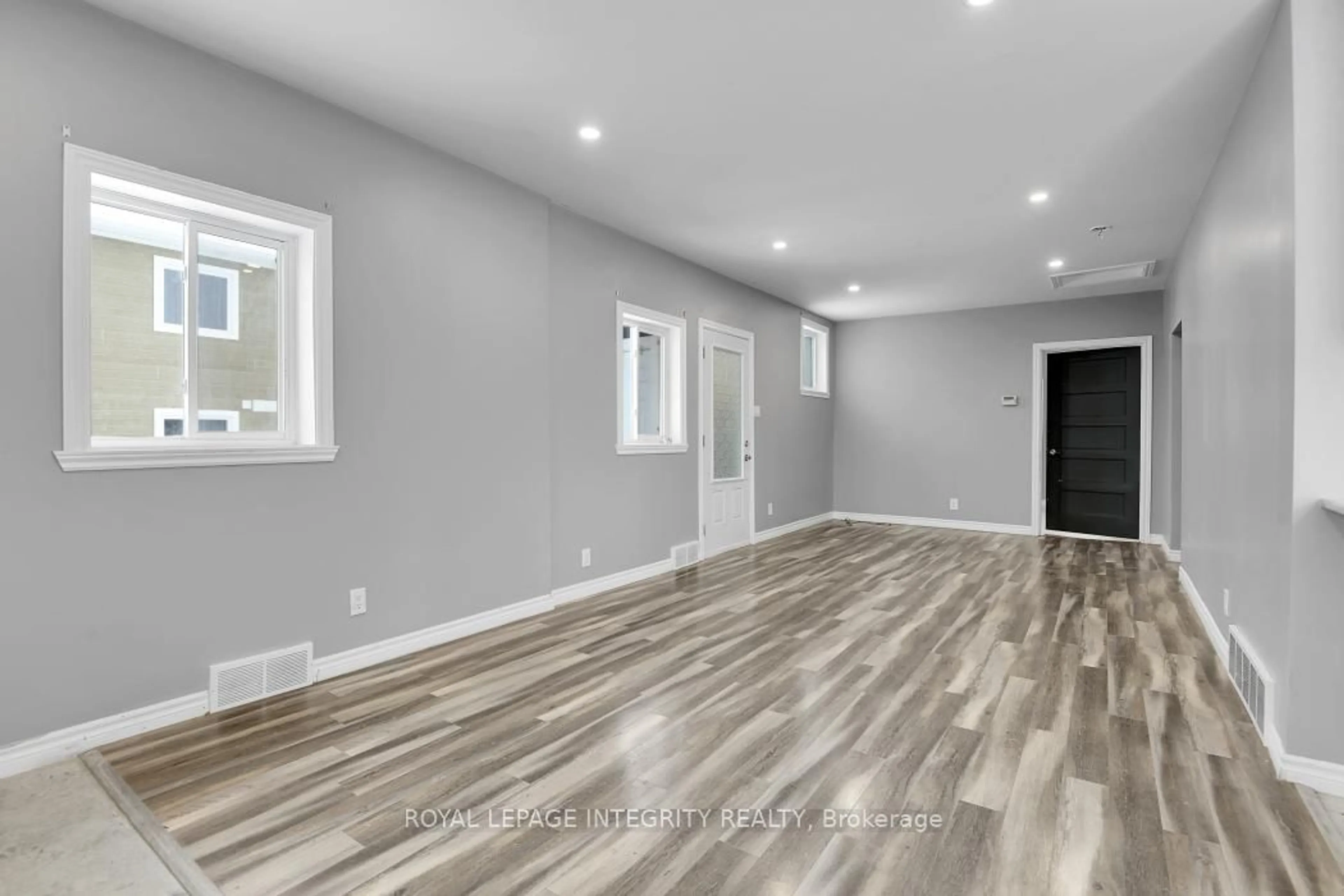 Unknown for 75 St. George St, North Glengarry Ontario K0C 1A0