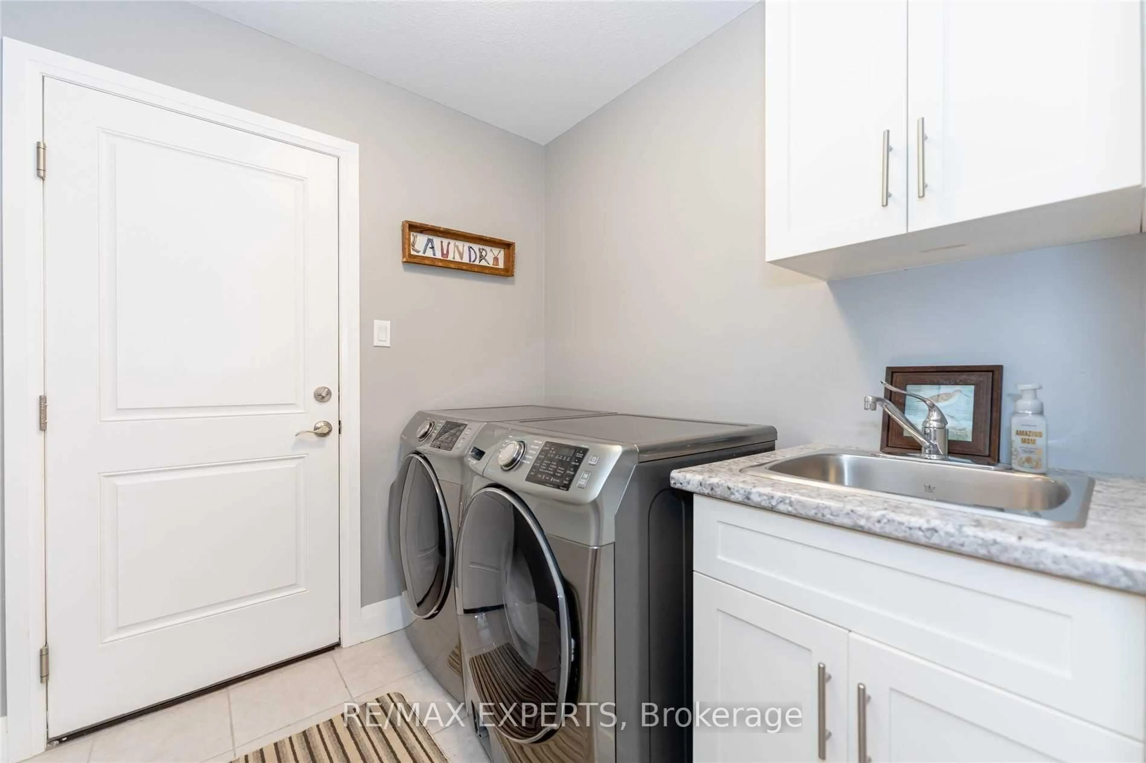Laundry room for 150 Bridge Cres, Minto Ontario N0G 2P0