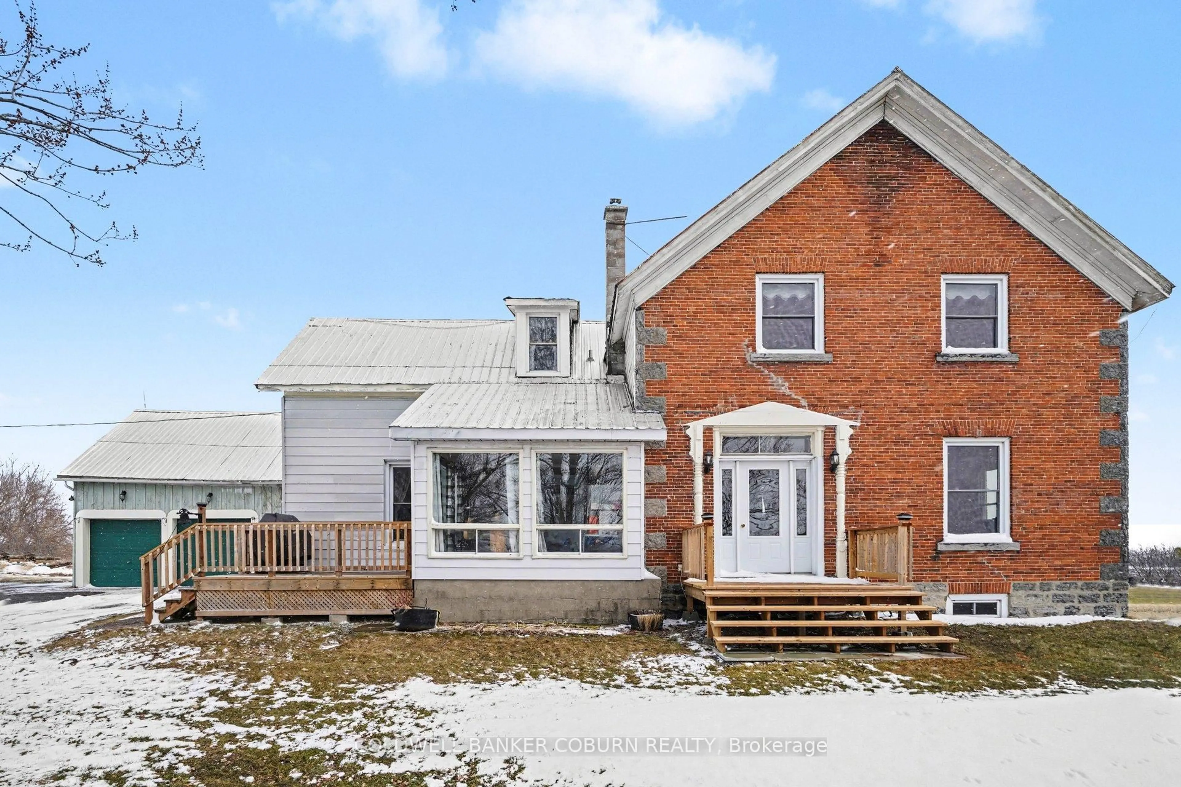 Home with brick exterior material, street for 2327 31 Highway, North Dundas Ontario K0C 2K0