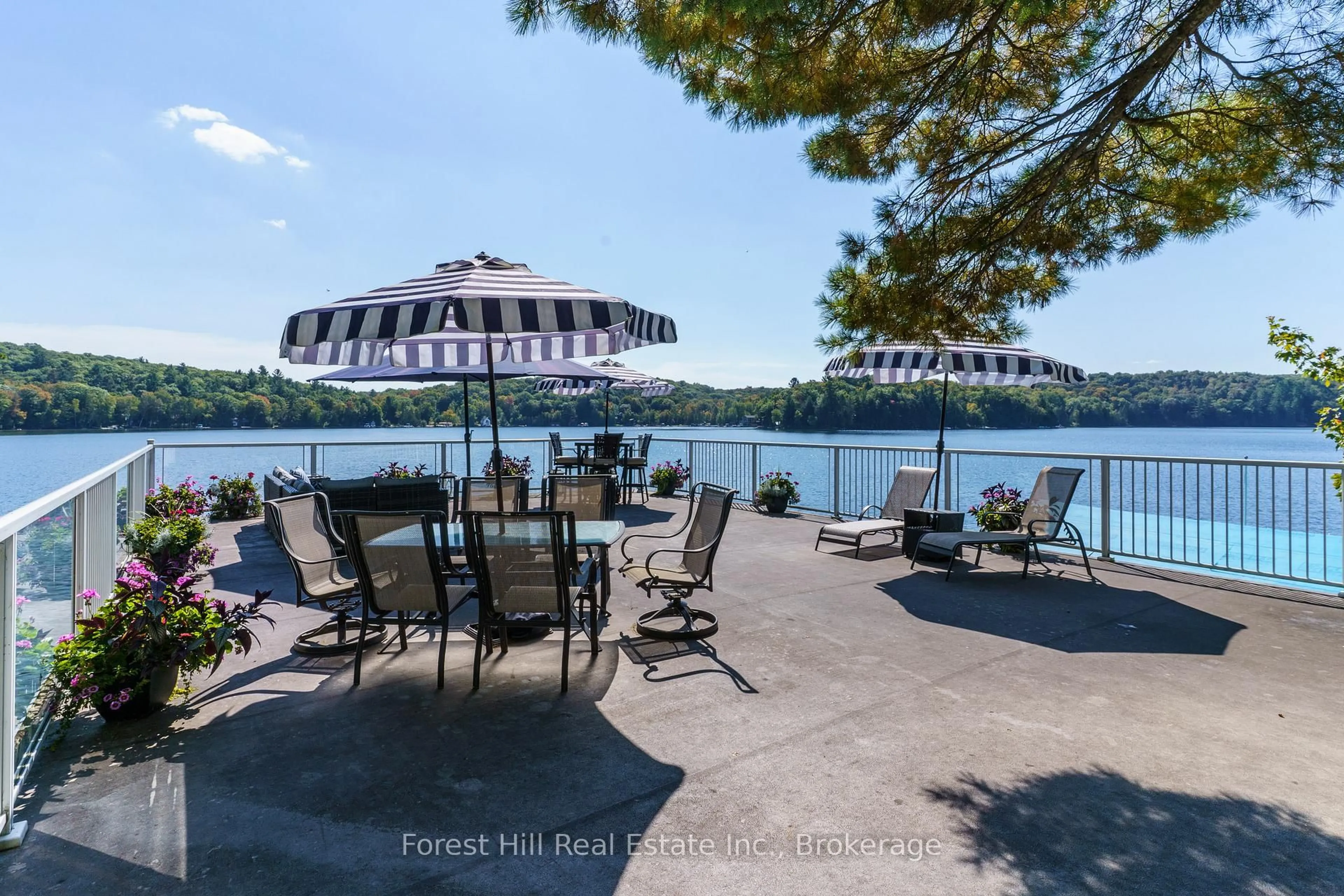 Patio, water/lake/river/ocean view for 29SL4 Clifton Island, Muskoka Lakes Ontario P0G 1G0