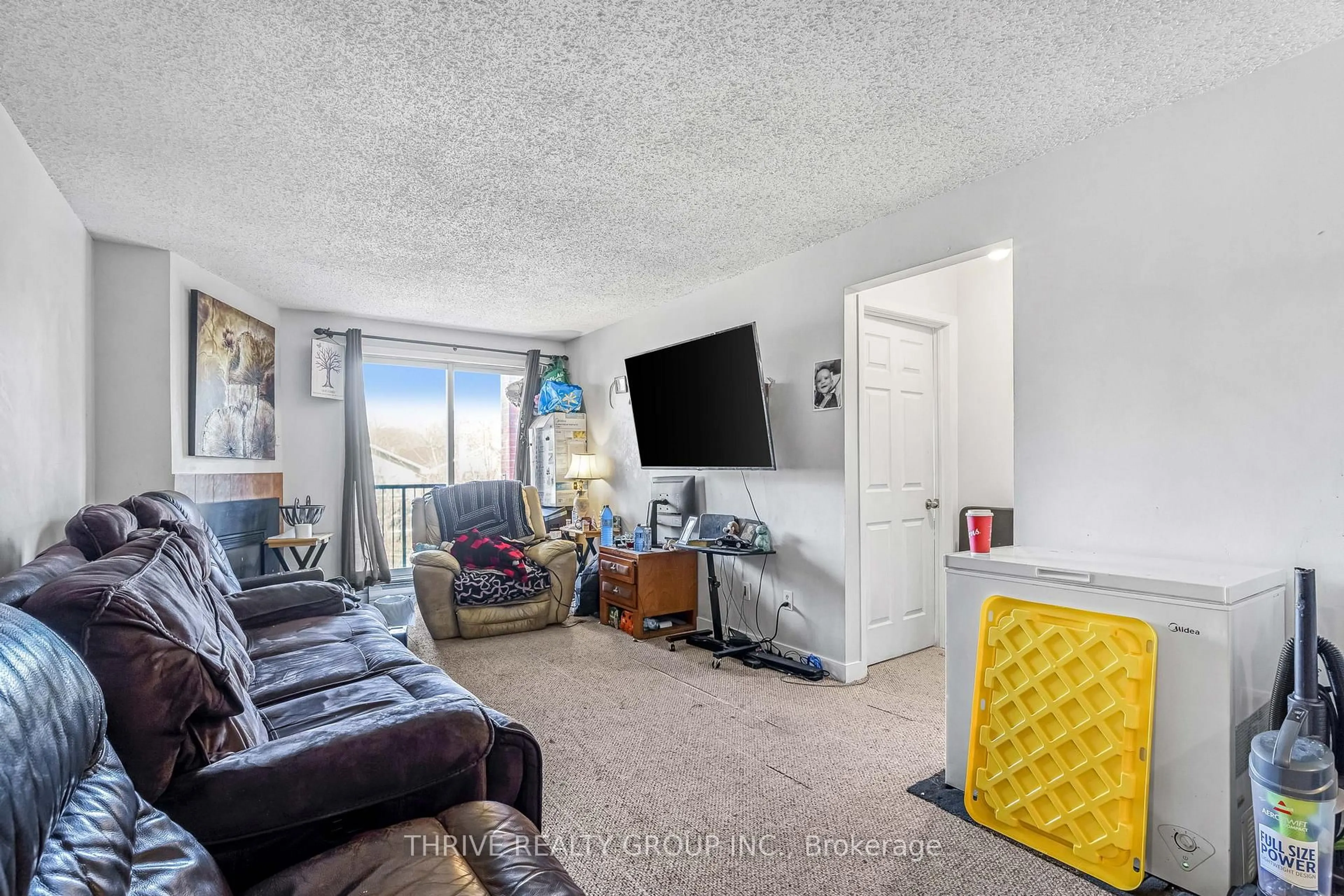 Living room with furniture, unknown for 1096 Jalna Blvd #17, London South Ontario N6E 3B8
