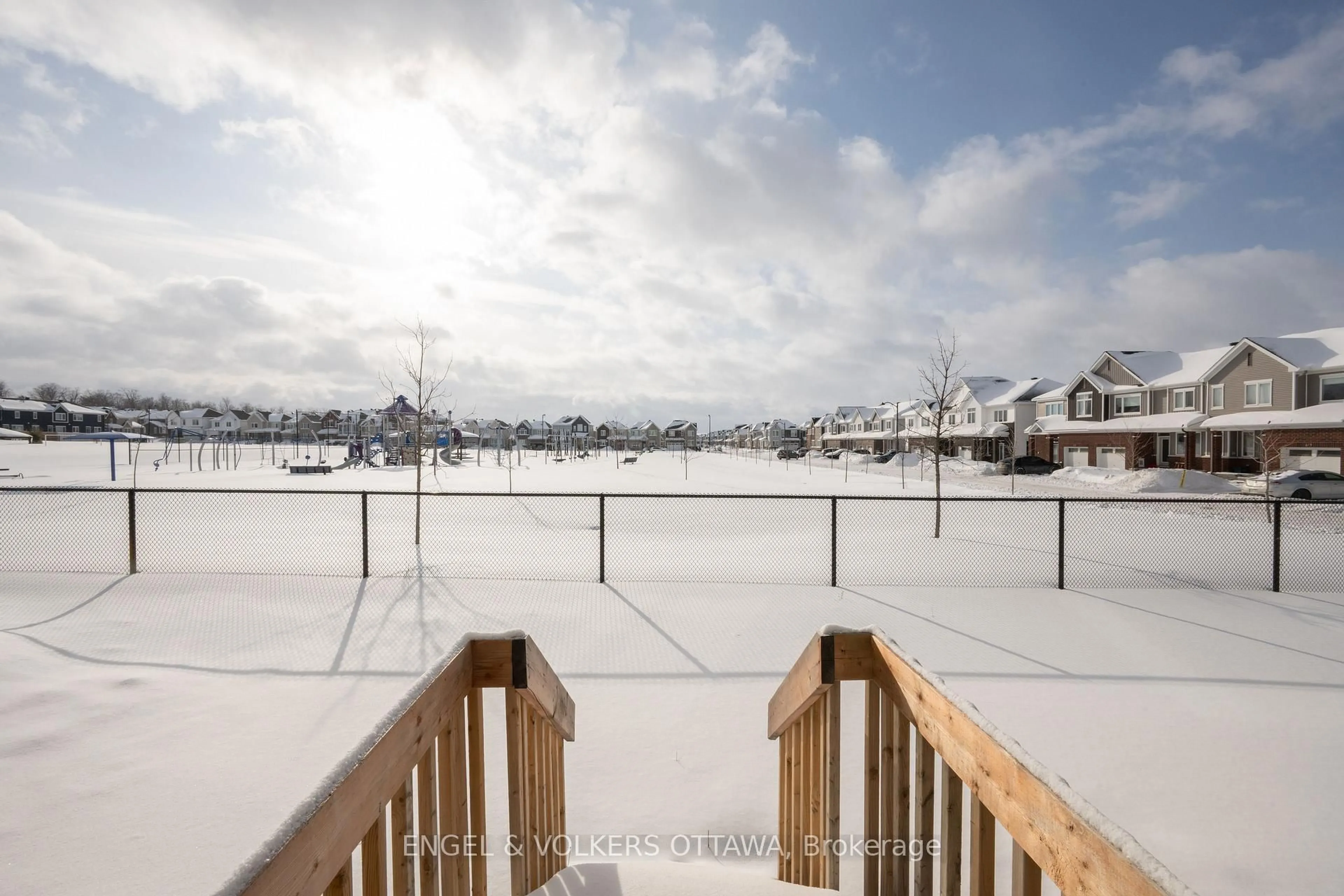 Patio, water/lake/river/ocean view for 302 Canadensis Lane, Ottawa Ontario K2J 6X8