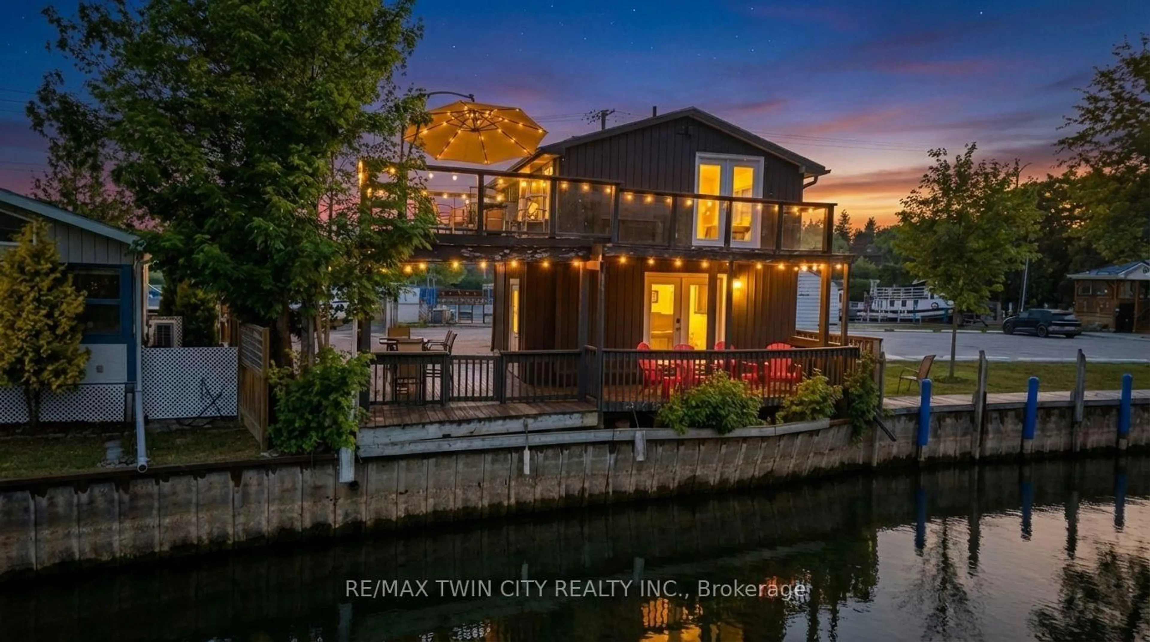 Unknown for 52 RIVER Dr, Norfolk Ontario N0A 1N7