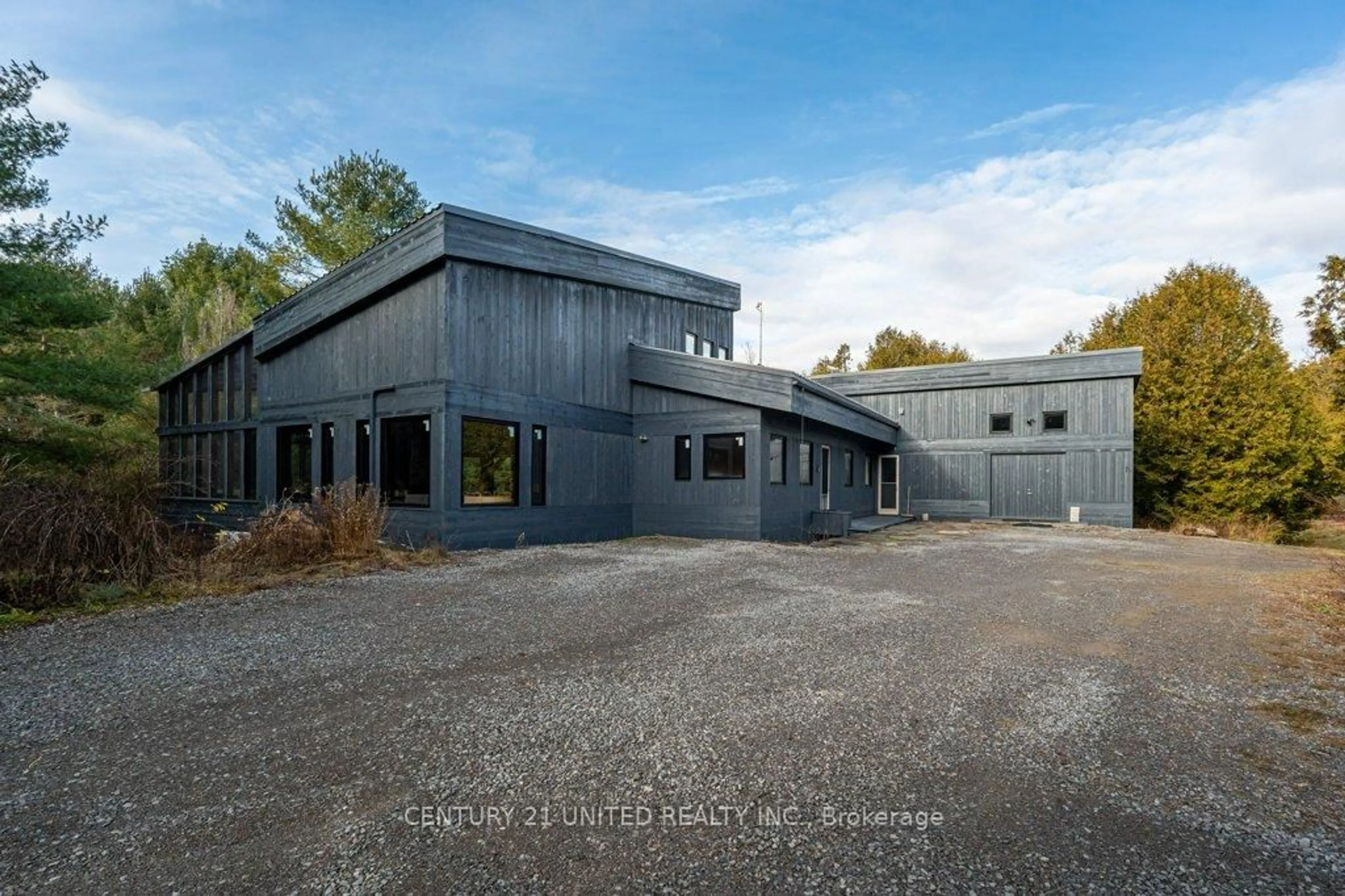 A pic from outside/outdoor area/front of a property/back of a property/a pic from drone, building for 1080 Clydesdale Rd, North Kawartha Ontario K0L 1A0