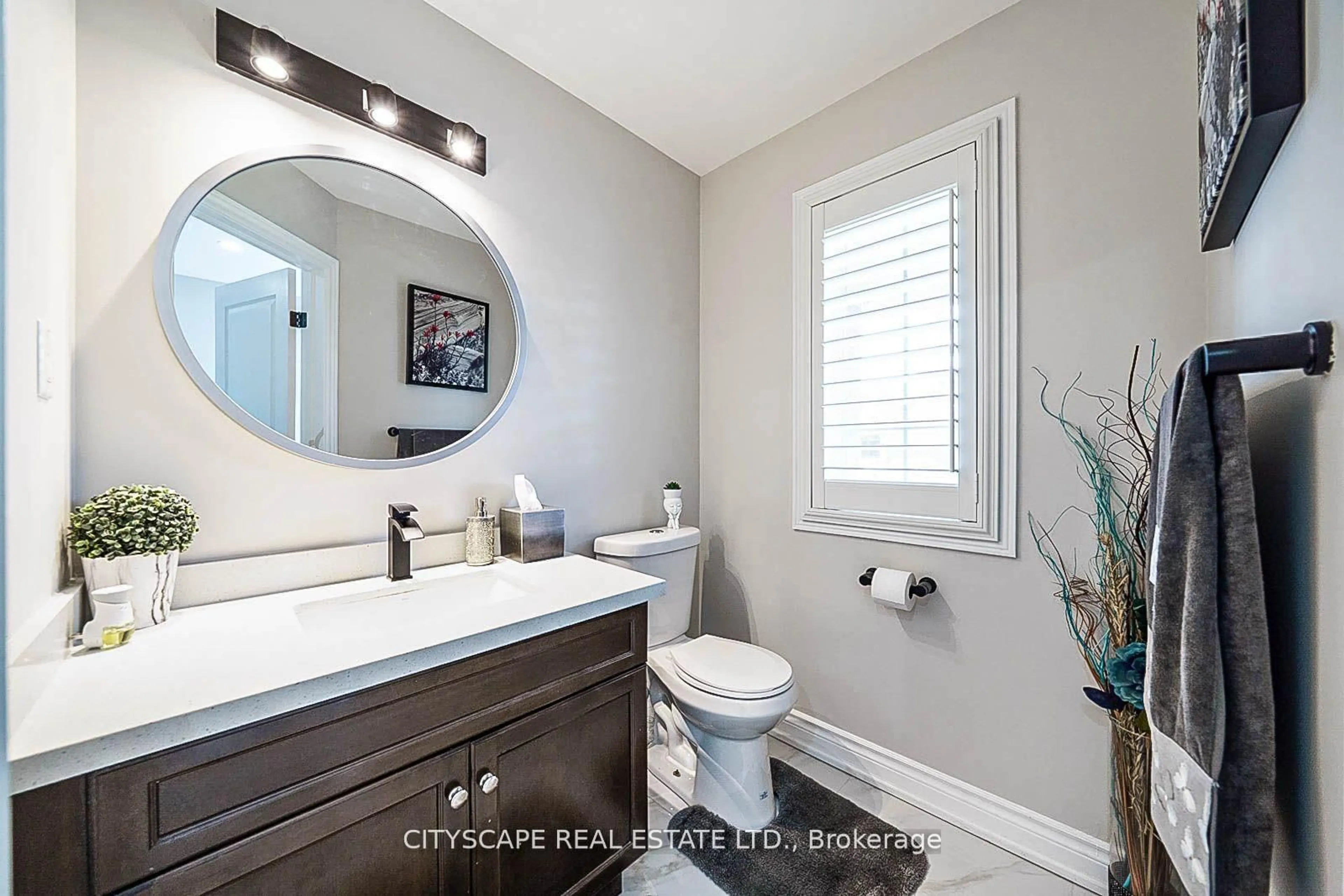 Contemporary bathroom, ceramic/tile floor for 19 Staples Lane, Hamilton Ontario L0R 1C0