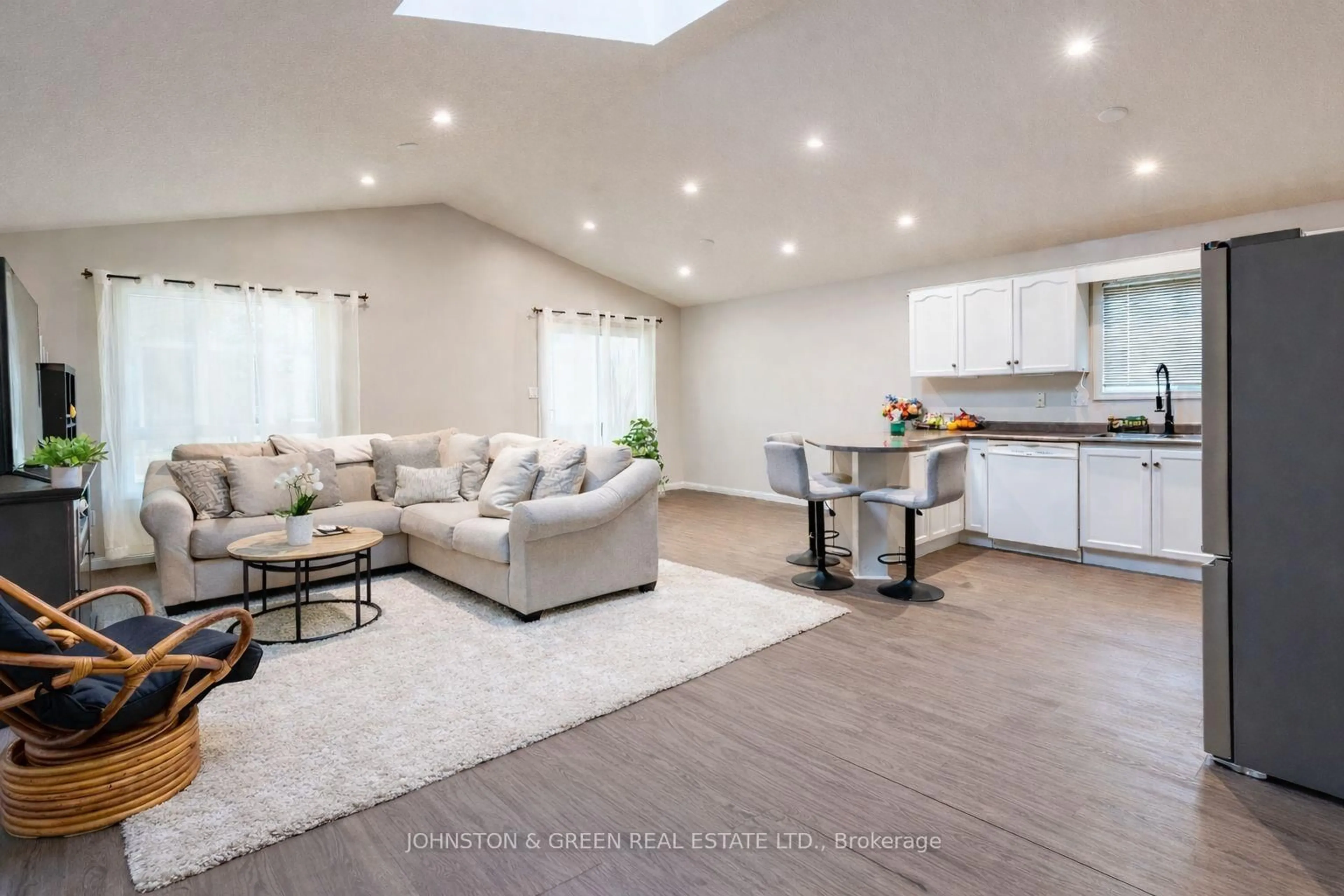 Open concept kitchen, unknown for 268 Keewatin Ave, Kitchener Ontario N2B 3W4