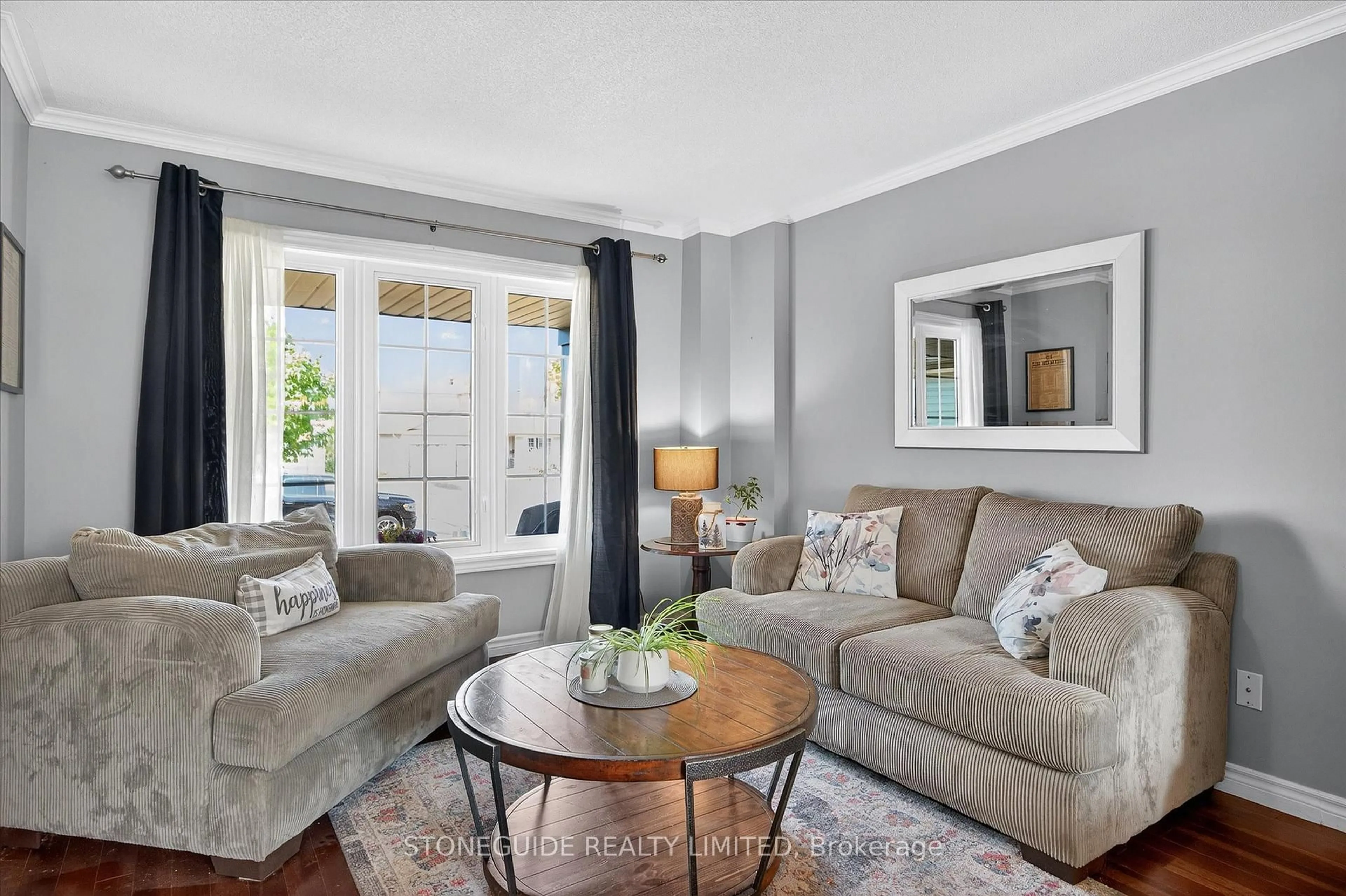 Living room with furniture, unknown for 1726 Ravenwood Dr, Peterborough Ontario K9K 2P6