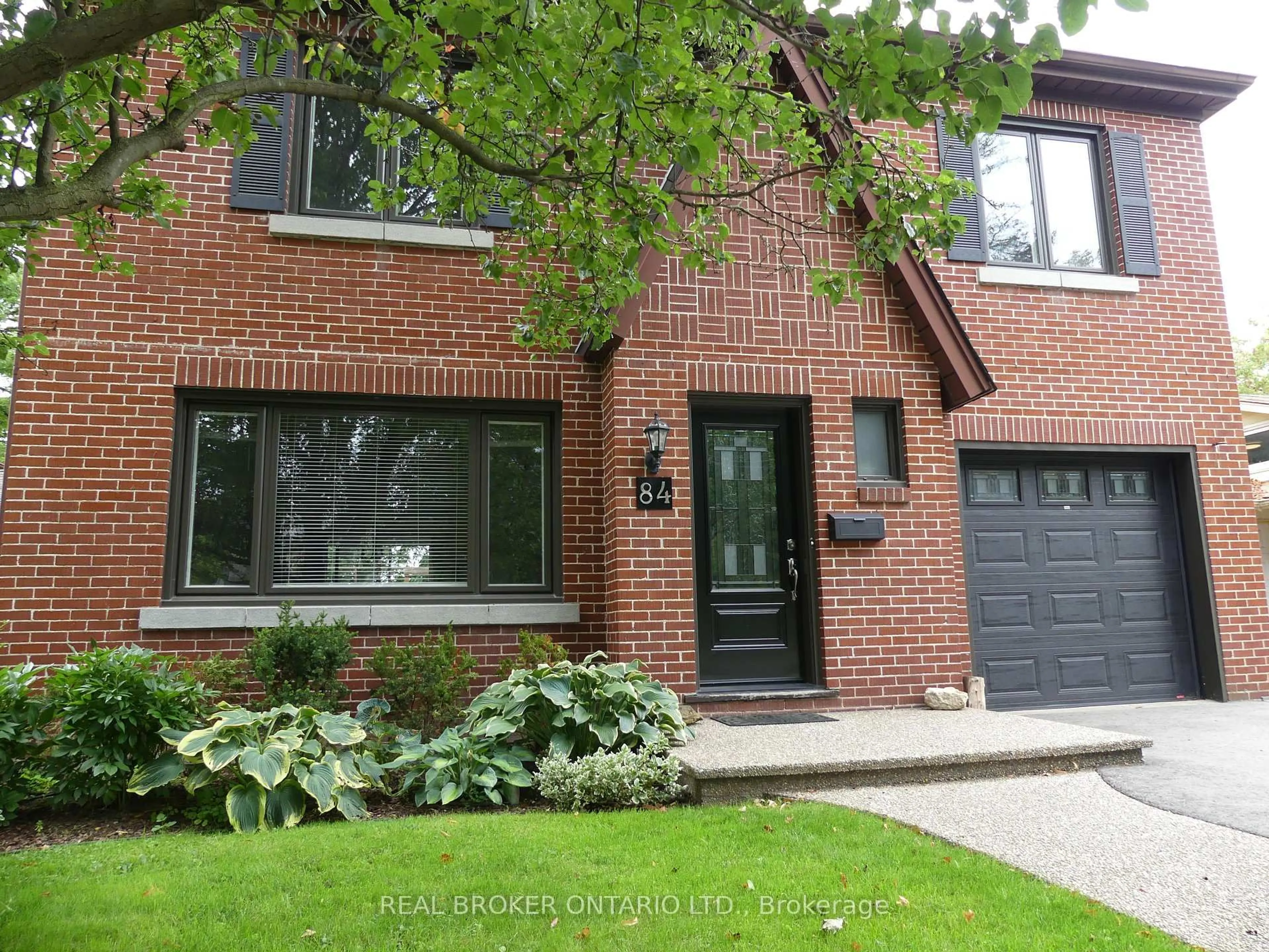 Home with brick exterior material, street for 84 Queen St, Guelph Ontario N1E 4R8