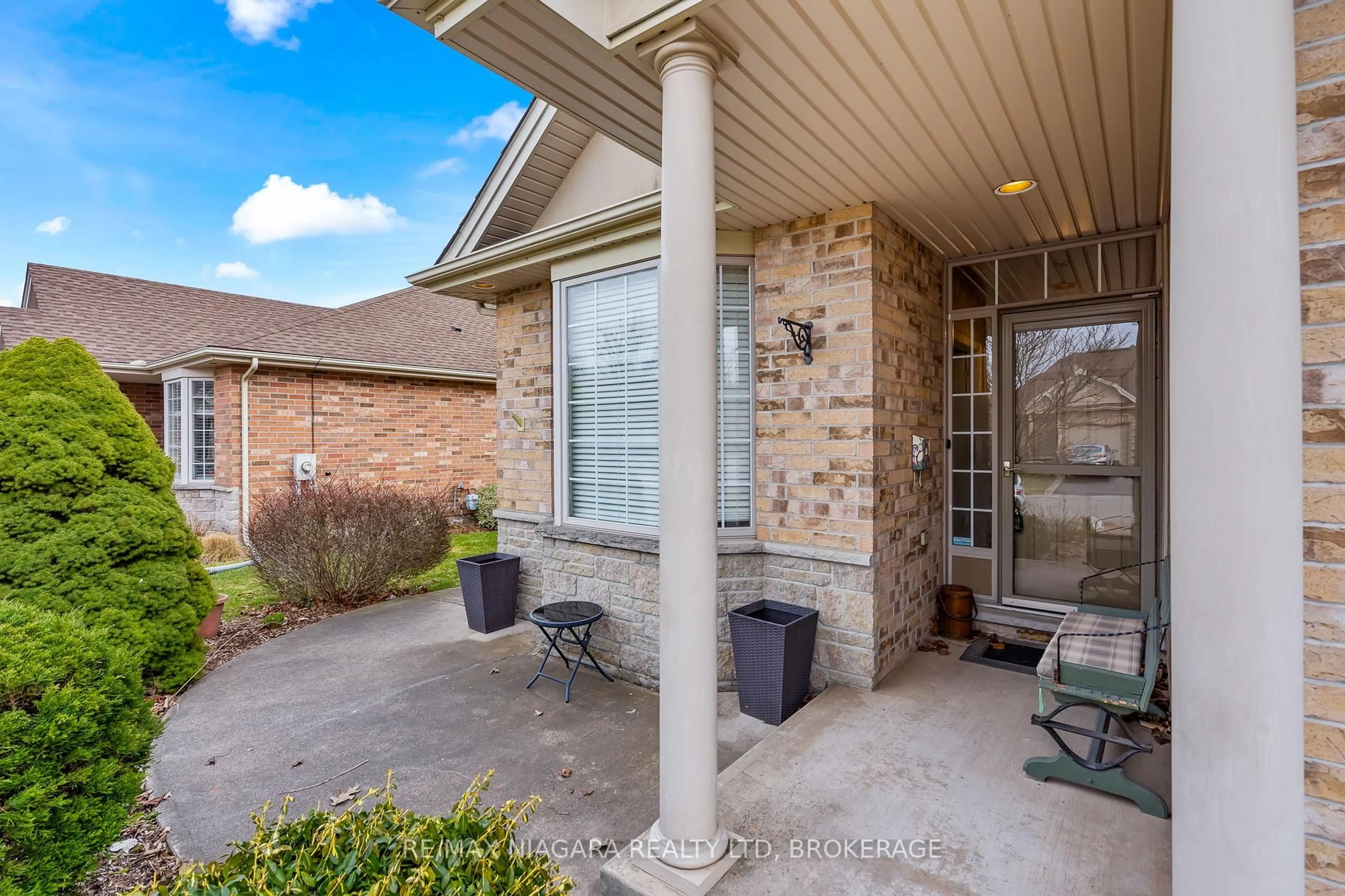 Unknown for 21 Willowlanding Crt, Welland Ontario L3C 7L7