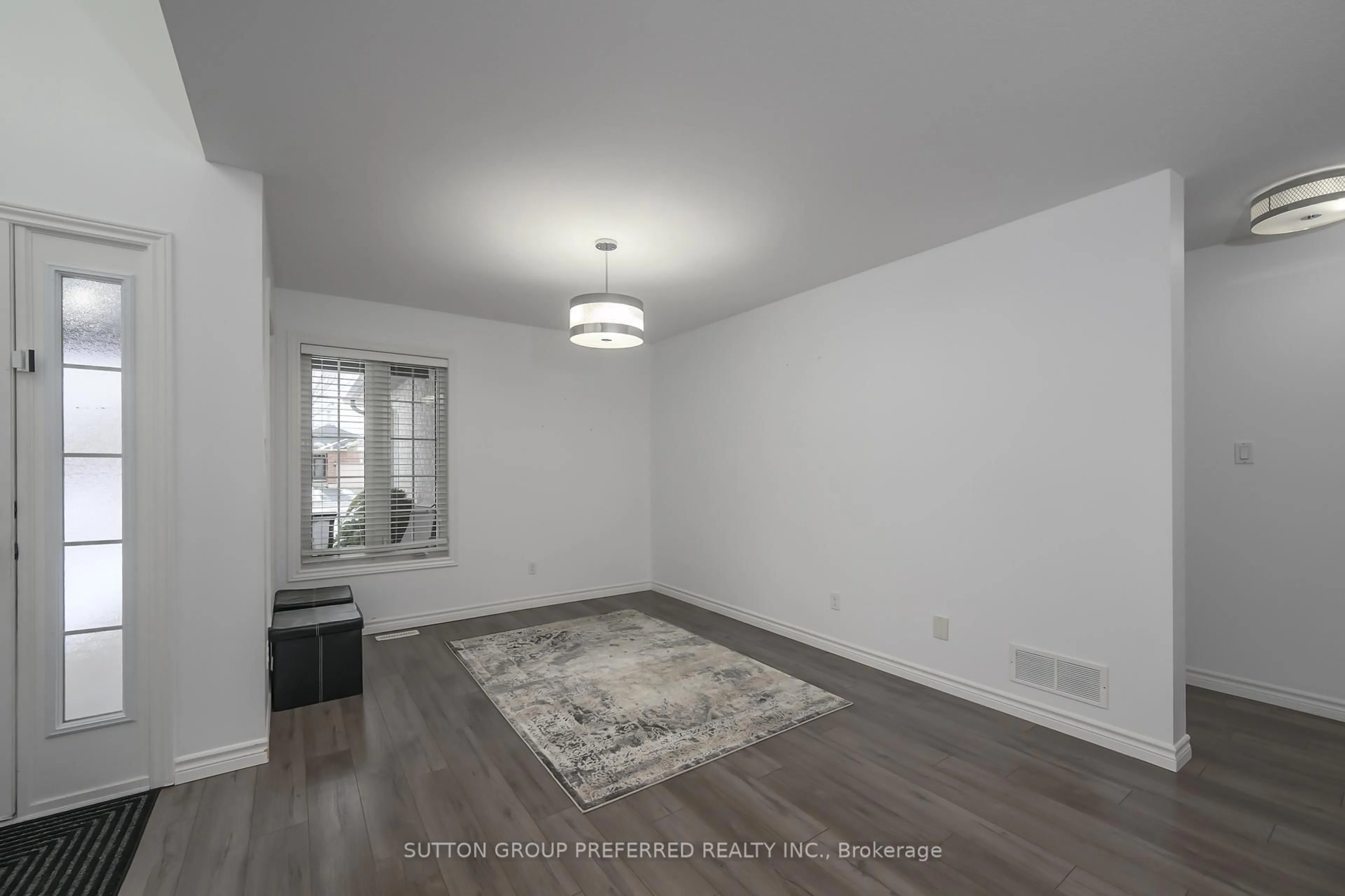 A pic of a room for 301 Portrush Pl, London North Ontario N5X 0C2