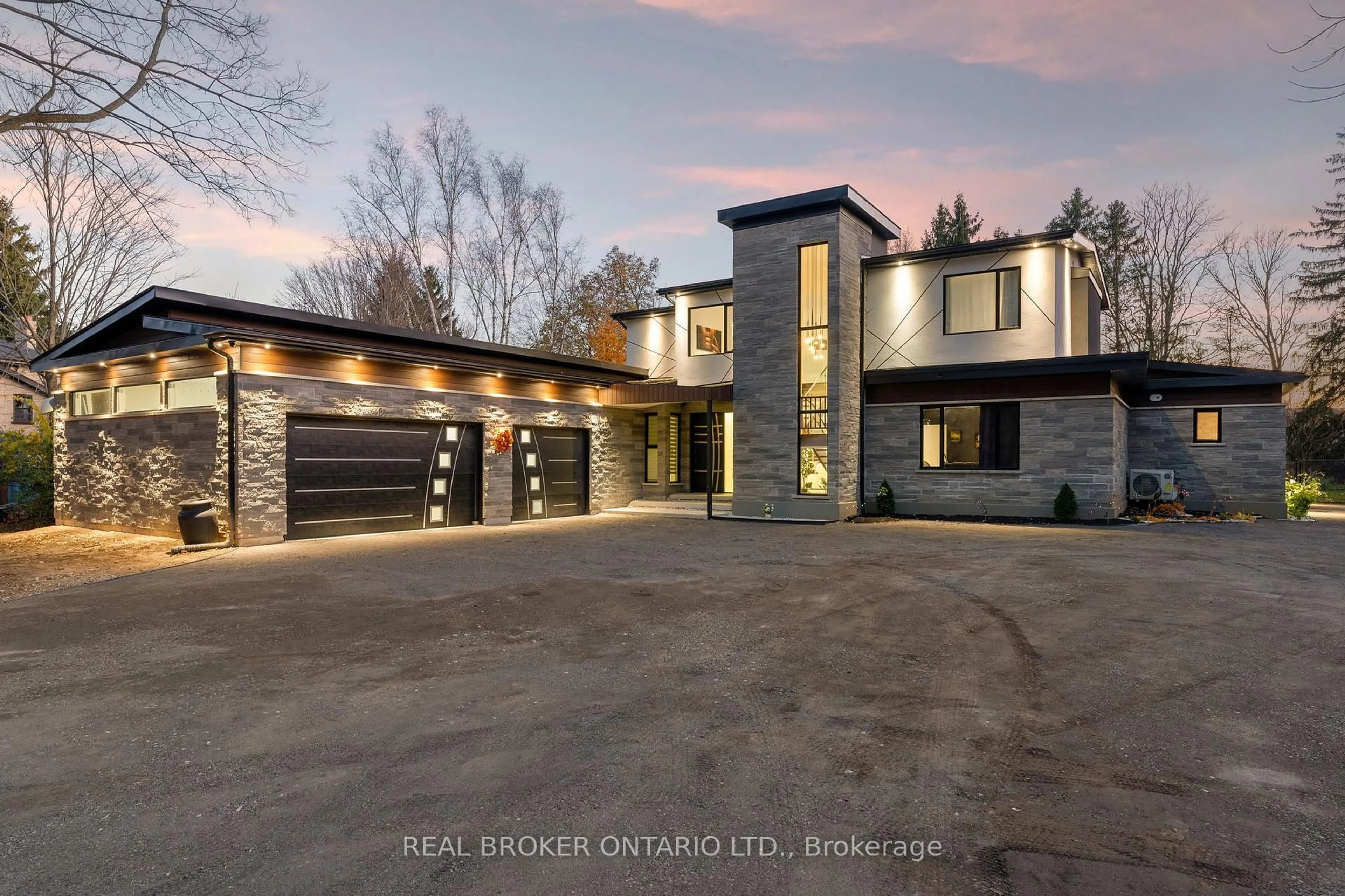 Home with brick exterior material, unknown for 6 Campbell Farm Rd, Brant Ontario N3T 5L6