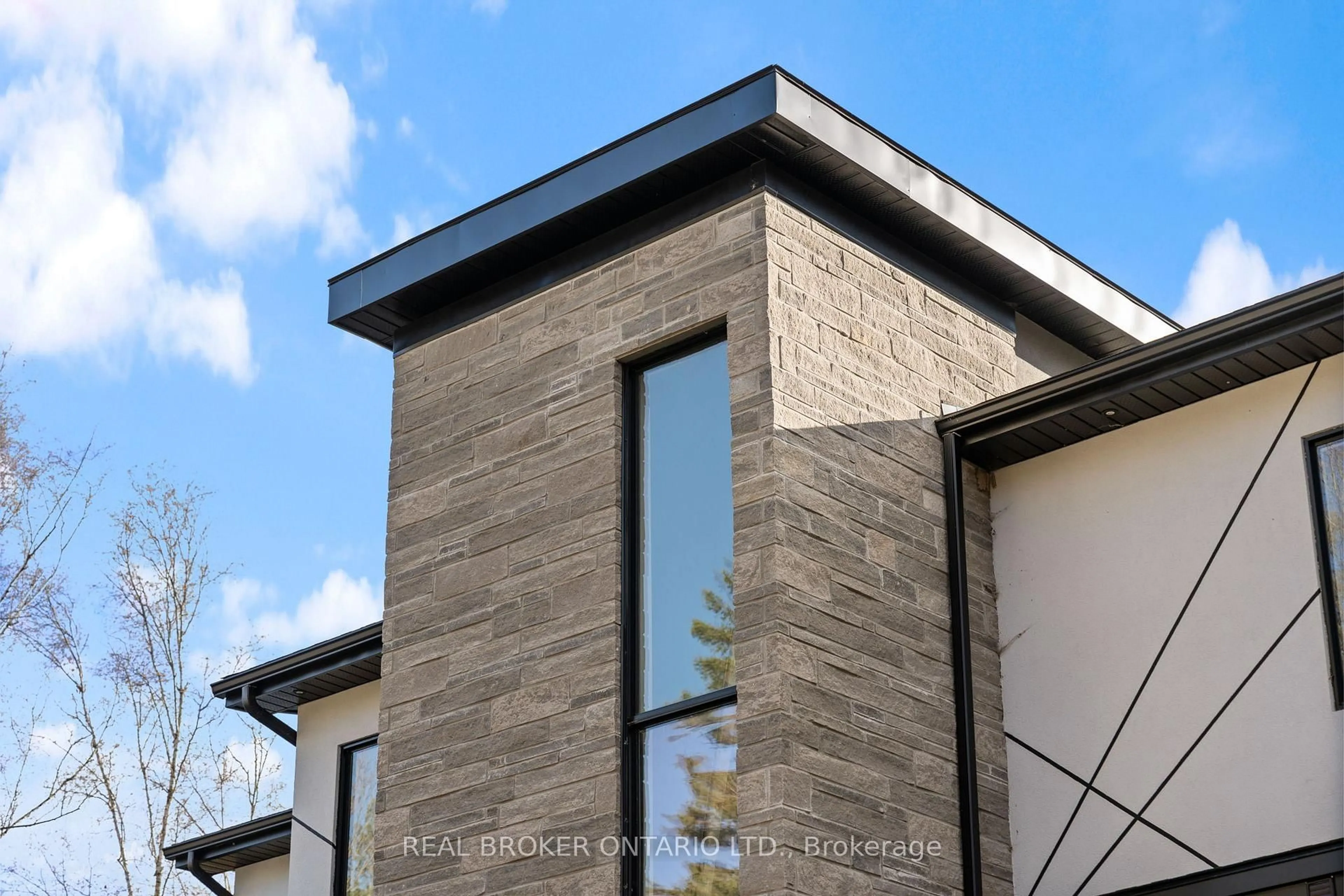 Home with brick exterior material, building for 6 Campbell Farm Rd, Brant Ontario N3T 5L6