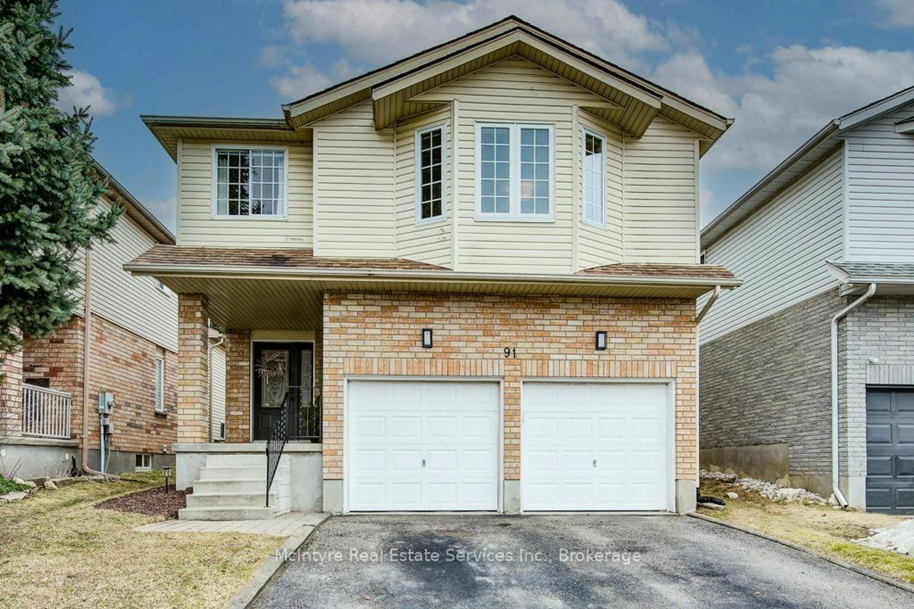 Home with brick exterior material, street for 91 Glencliffe Crt, Kitchener Ontario N2B 3X1