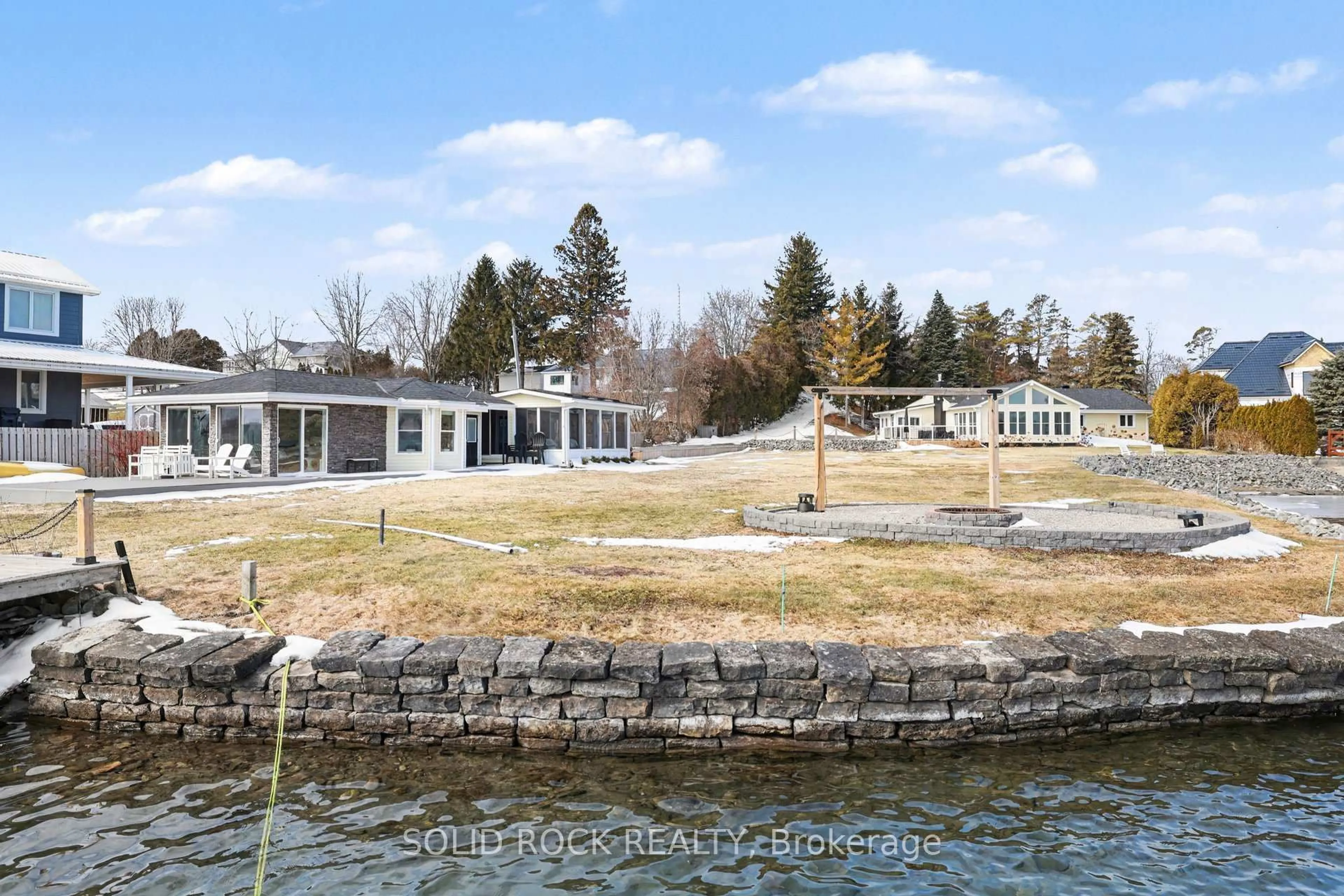 A pic from outside/outdoor area/front of a property/back of a property/a pic from drone, water/lake/river/ocean view for 1637 County Rd 2 Rd, Edwardsburgh/Cardinal Ontario K0E 1T0