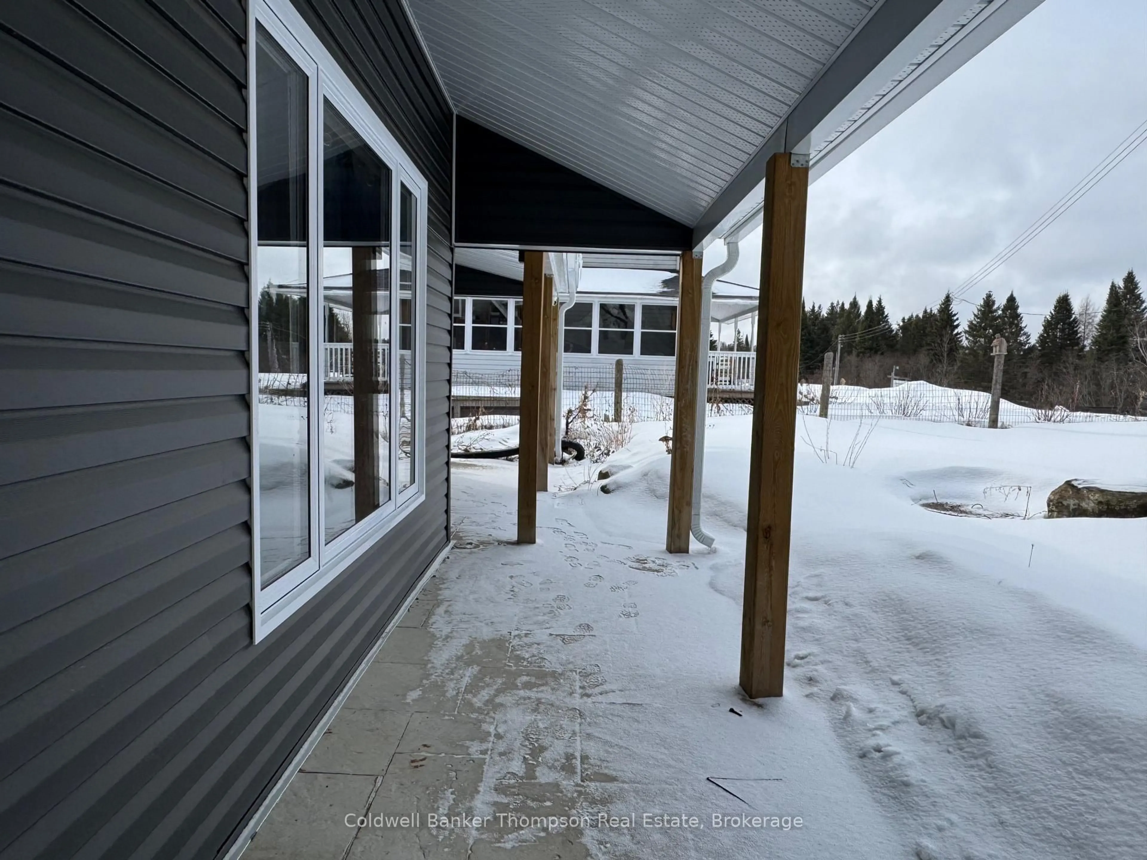 Unknown for 42 King William St, Kearney Ontario P0A 1M0