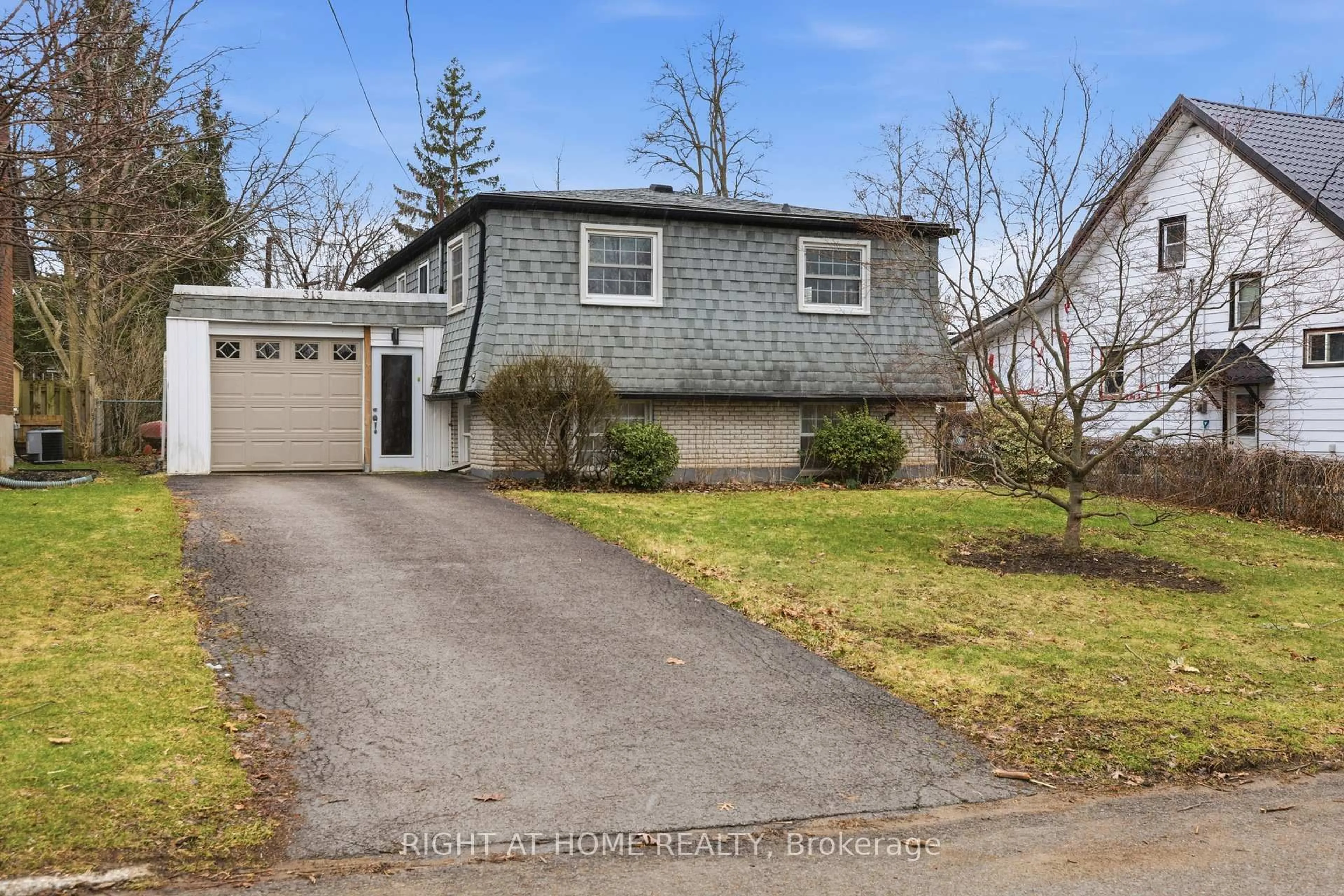 Unknown for 313 Bowen Rd, Fort Erie Ontario L2A 2Z1