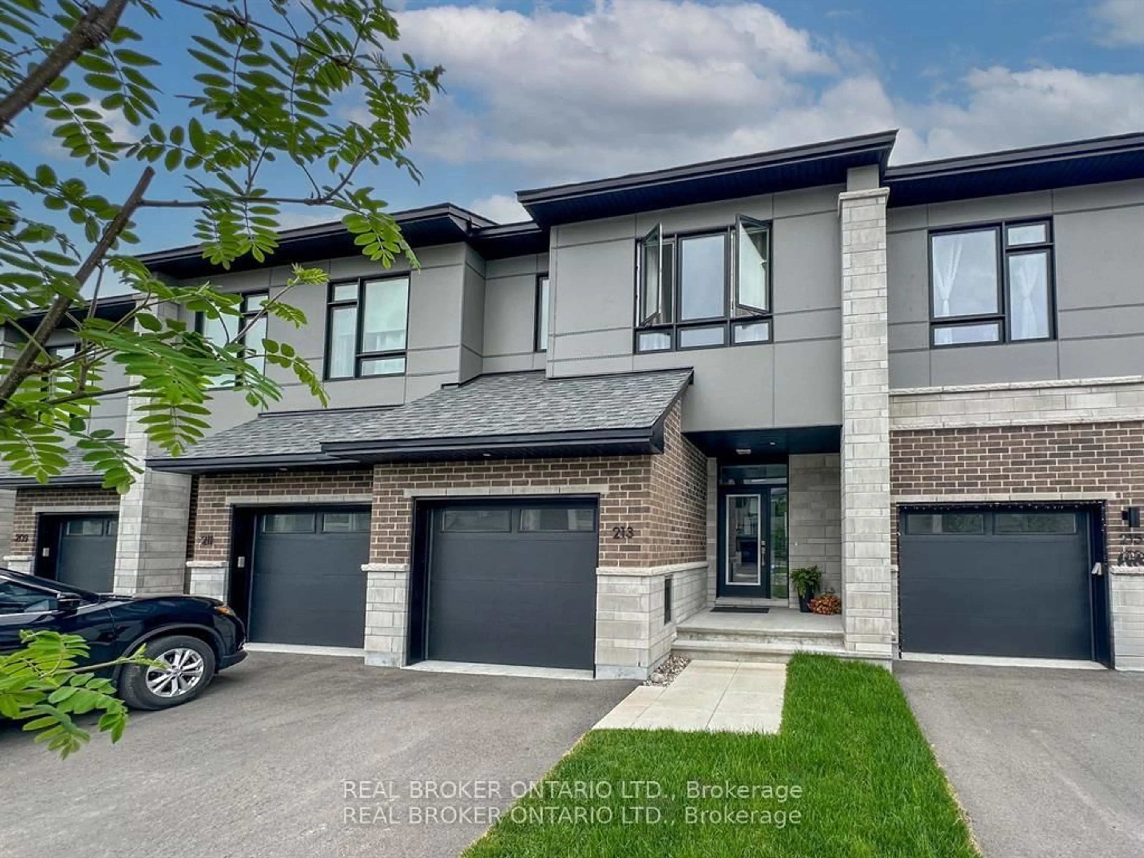 Home with brick exterior material, street for 213 Bristol Cres, North Grenville Ontario K0G 1J0