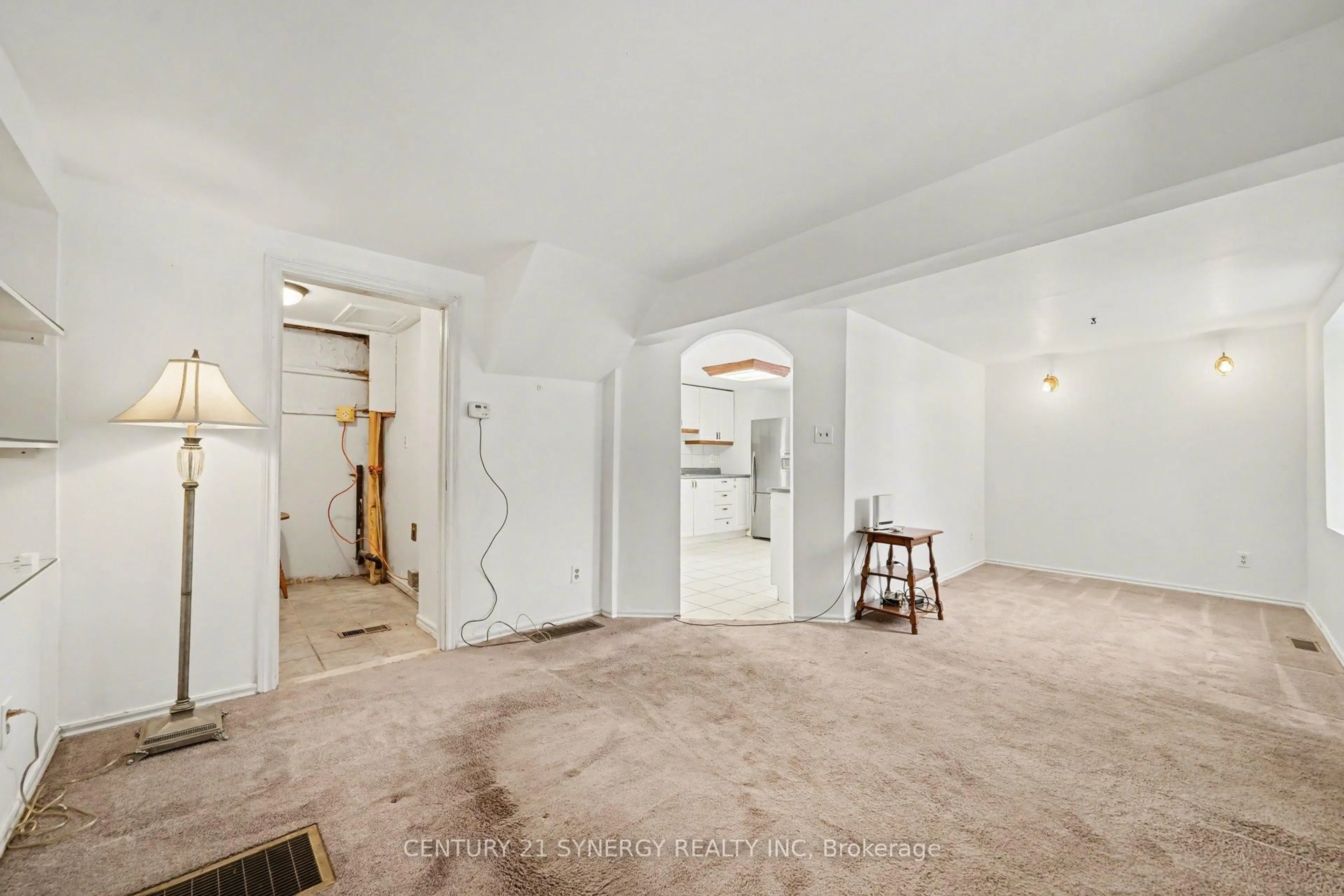 Unknown for 7855 Popham St, Vernon Ontario K0A 3J0