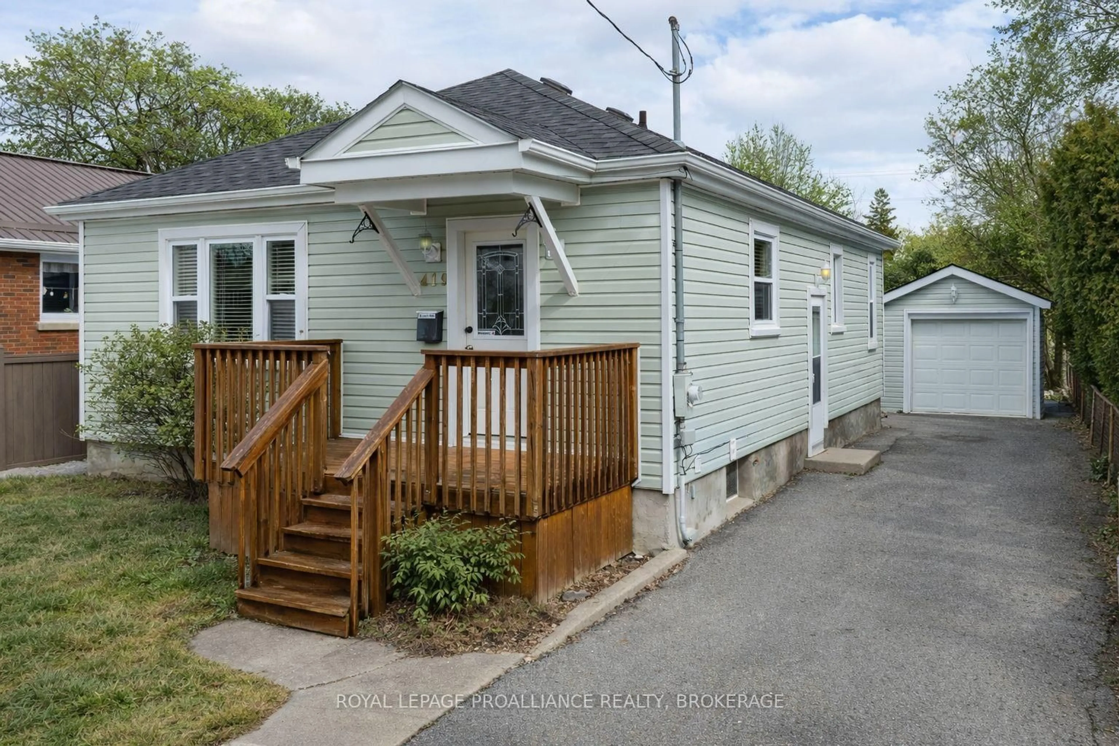 Home with vinyl exterior material, street for 419 College St, Kingston Ontario K7L 4M8