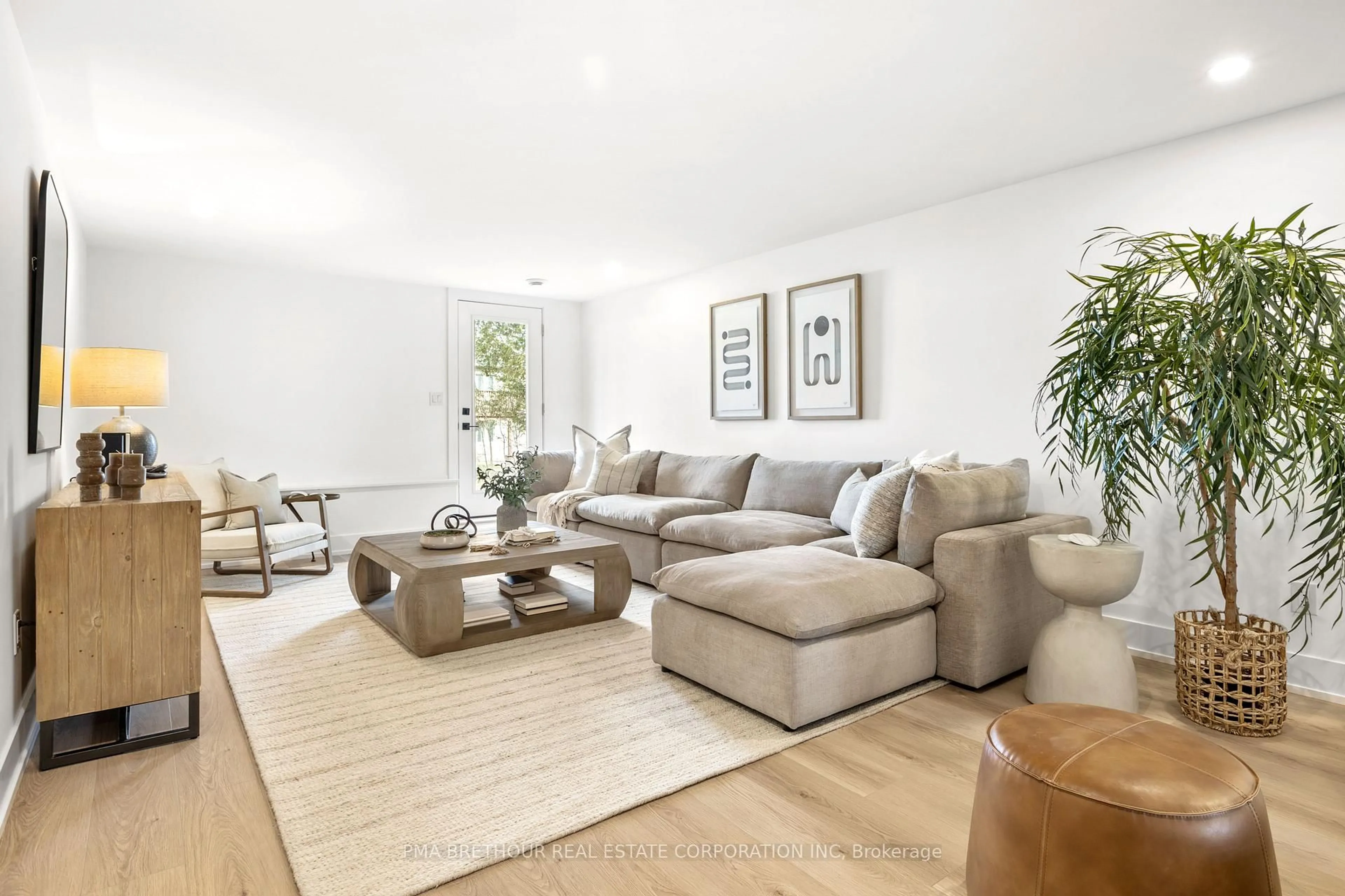 Living room with furniture, unknown for 66 Doctor Agnes Craine Dr, Smiths Falls Ontario K7A 0B6