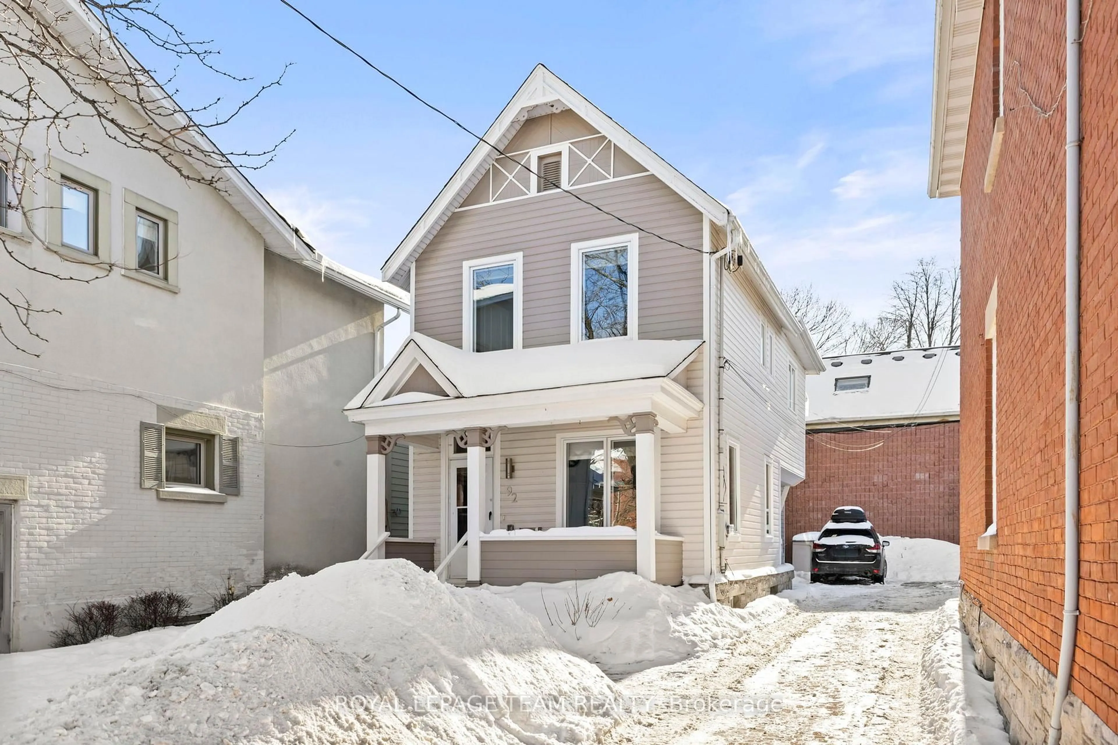 Home with brick exterior material, street for 92 Third Ave, Ottawa Ontario K1S 2J8