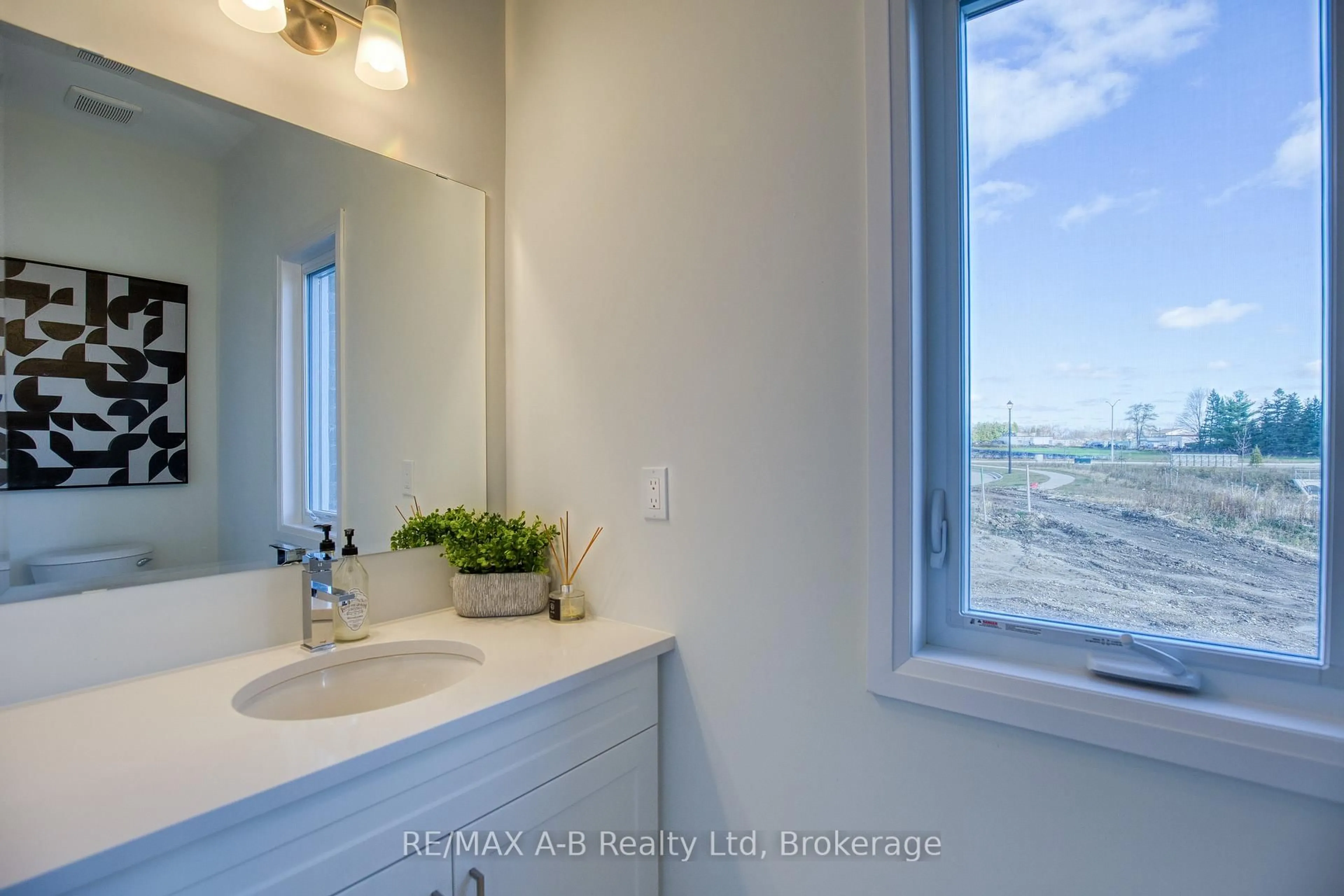 Contemporary bathroom, ceramic/tile floor for Lot 27 166 Dempsey Dr, Stratford Ontario N5A 0K5