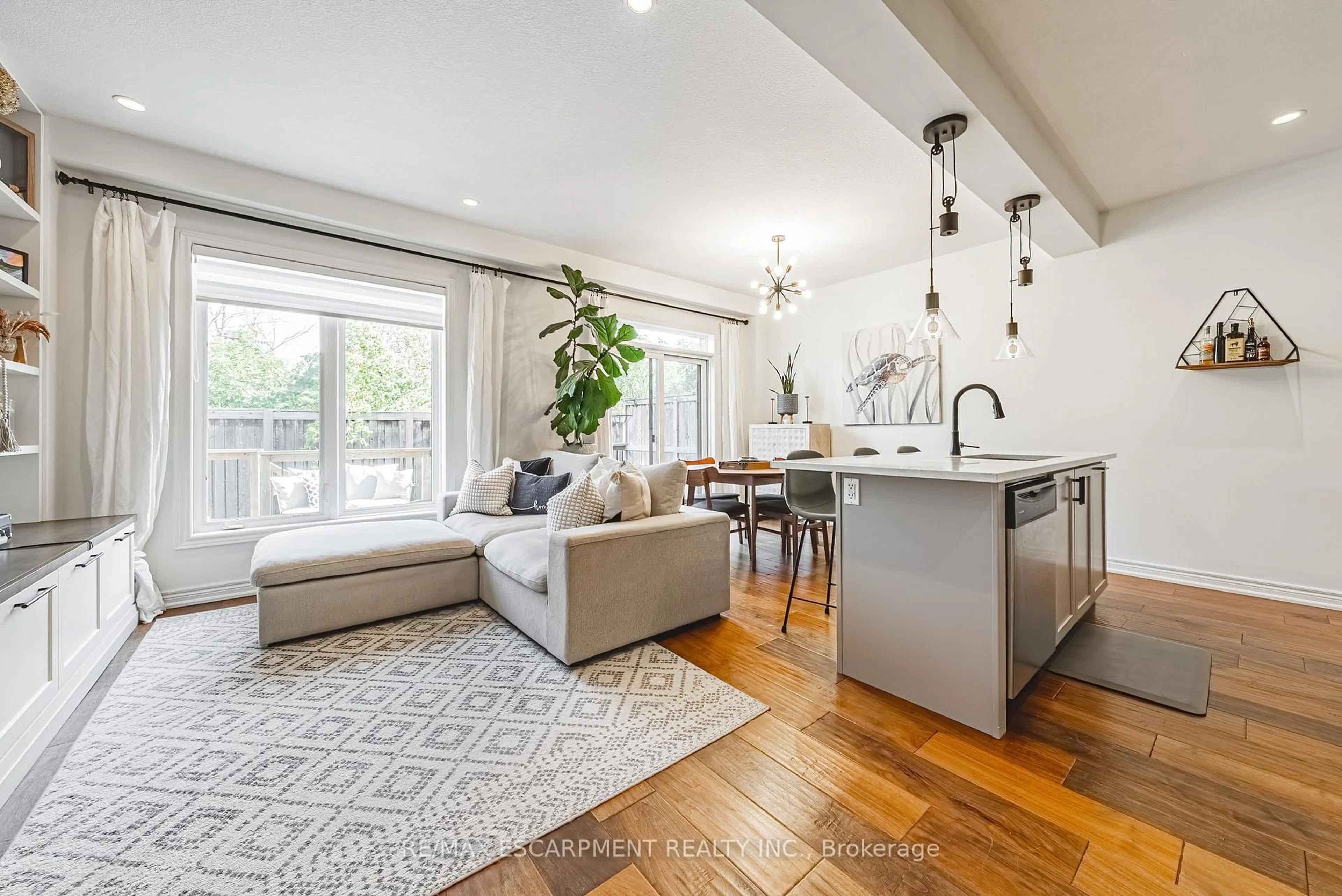 Open concept kitchen, unknown for 83 Southshore Cres, Hamilton Ontario L8E 0J3